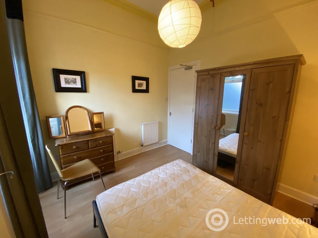 Property to rent in 2/1 South Oxford Street, Newington, EH8 9 QF