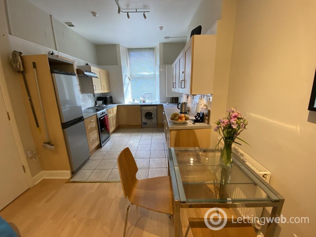 Property to rent in 2/1 South Oxford Street, Newington, EH8 9 QF