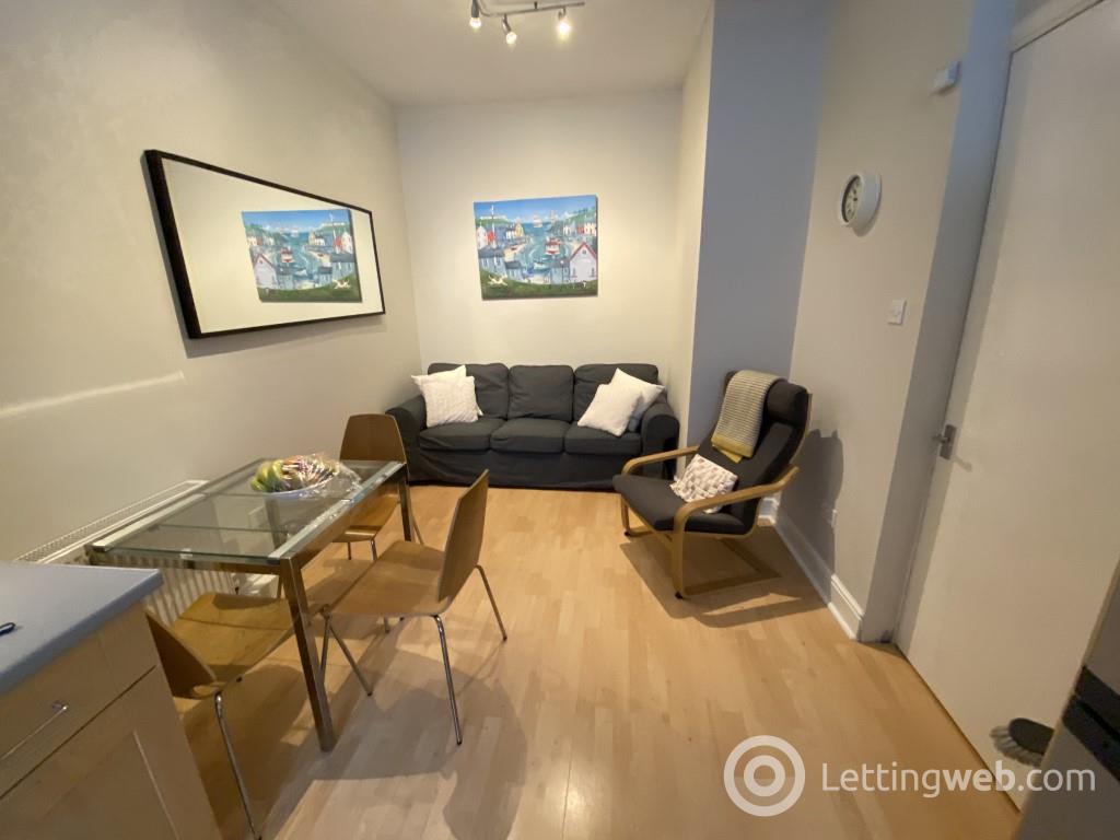 Property to rent in 2/1 South Oxford Street, Newington, EH8 9 QF
