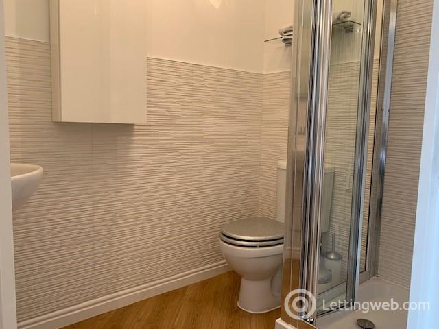 Property to rent in 21 Burnbrae Road