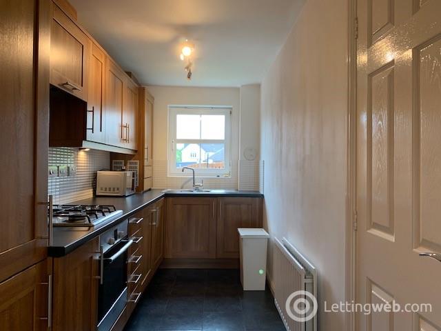 Property to rent in 21 Burnbrae Road