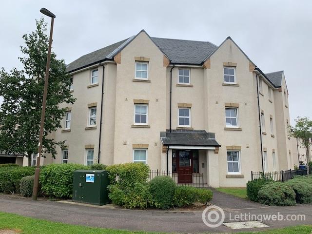 Property to rent in 21 Burnbrae Road