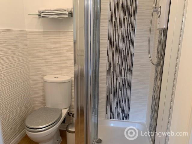 Property to rent in 21 Burnbrae Road