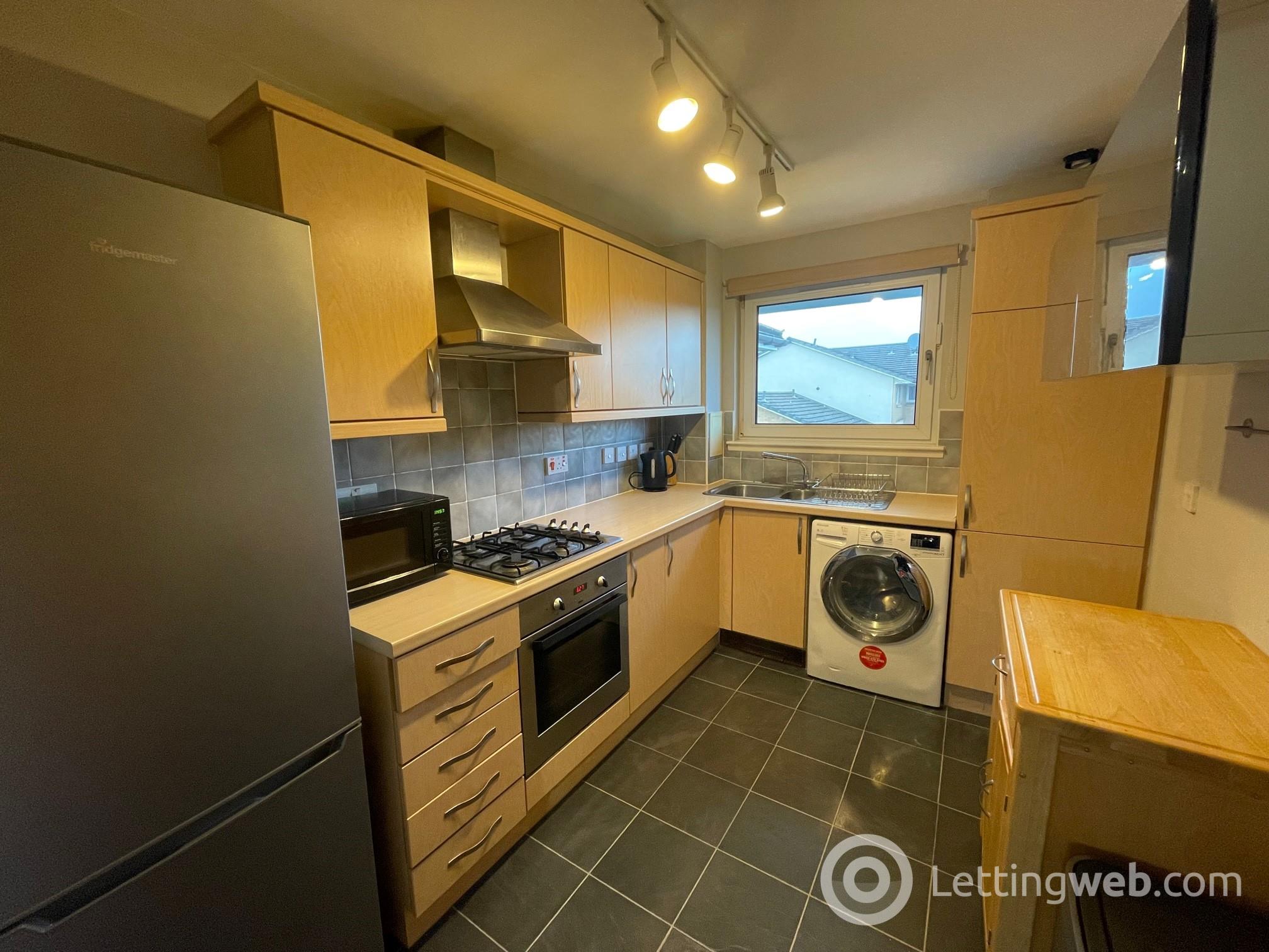 Property to rent in Sauchton Mains Street