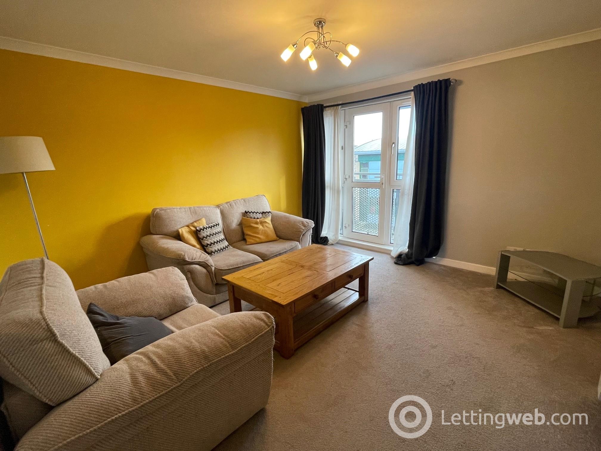 Property to rent in Sauchton Mains Street