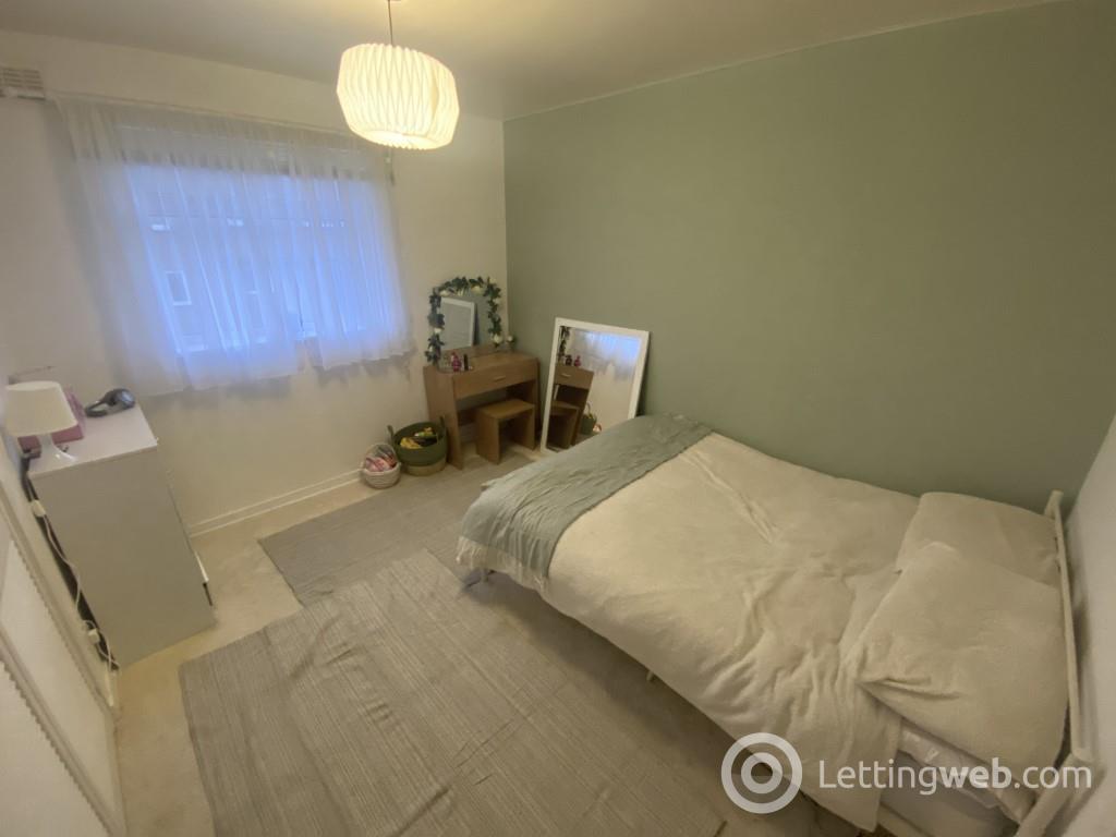 Property to rent in 11D, Forrester Park Drive, Edinburgh, EH12 9AX