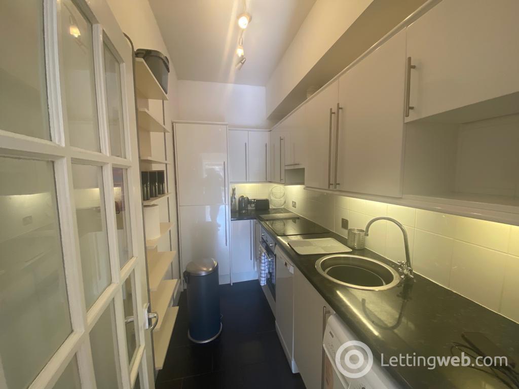 Property to rent in Juniper Terrace, Edinburgh, EH14 5EF