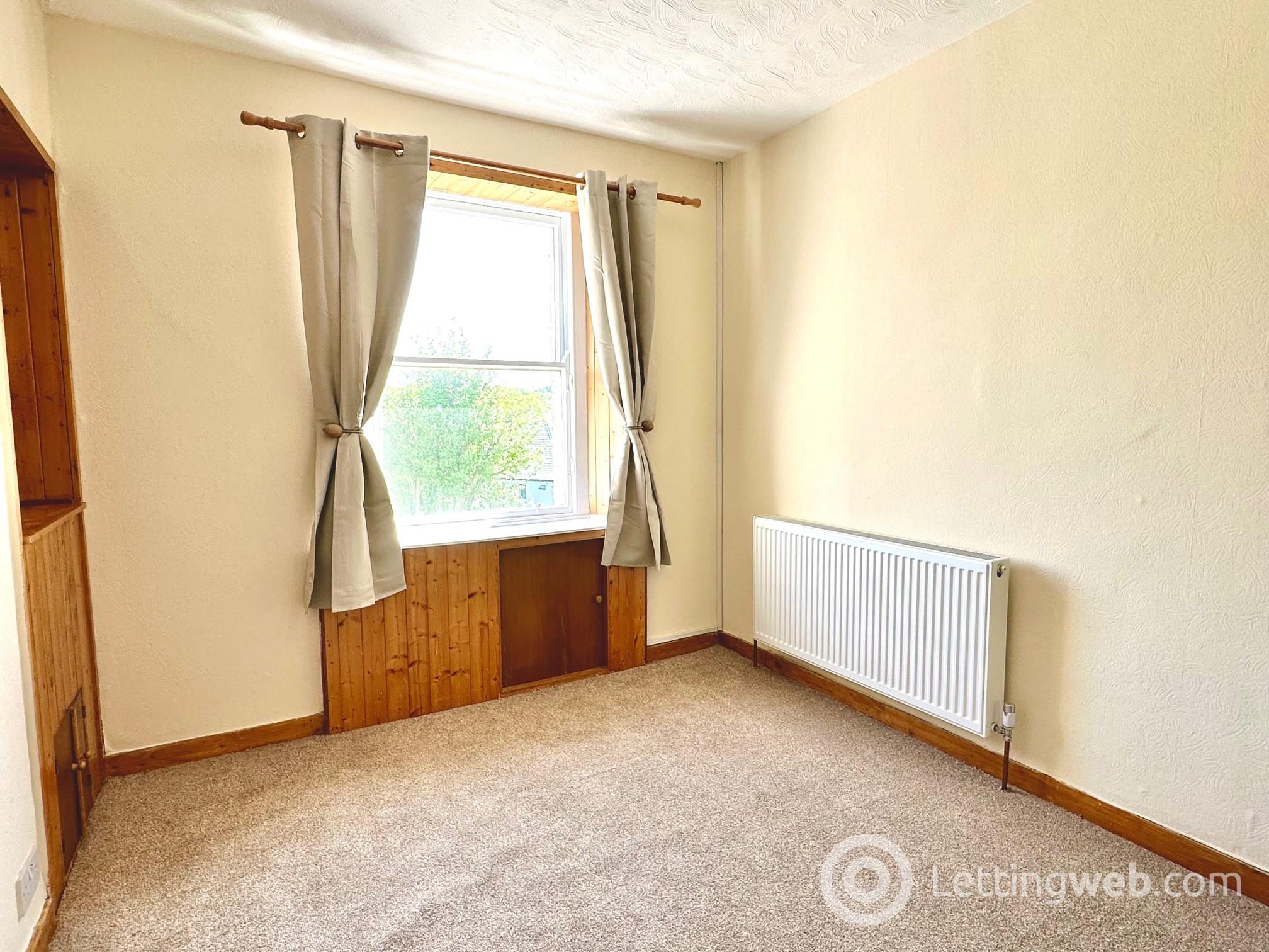 Property to rent in Evelyn Terrace, EH26 0QX
