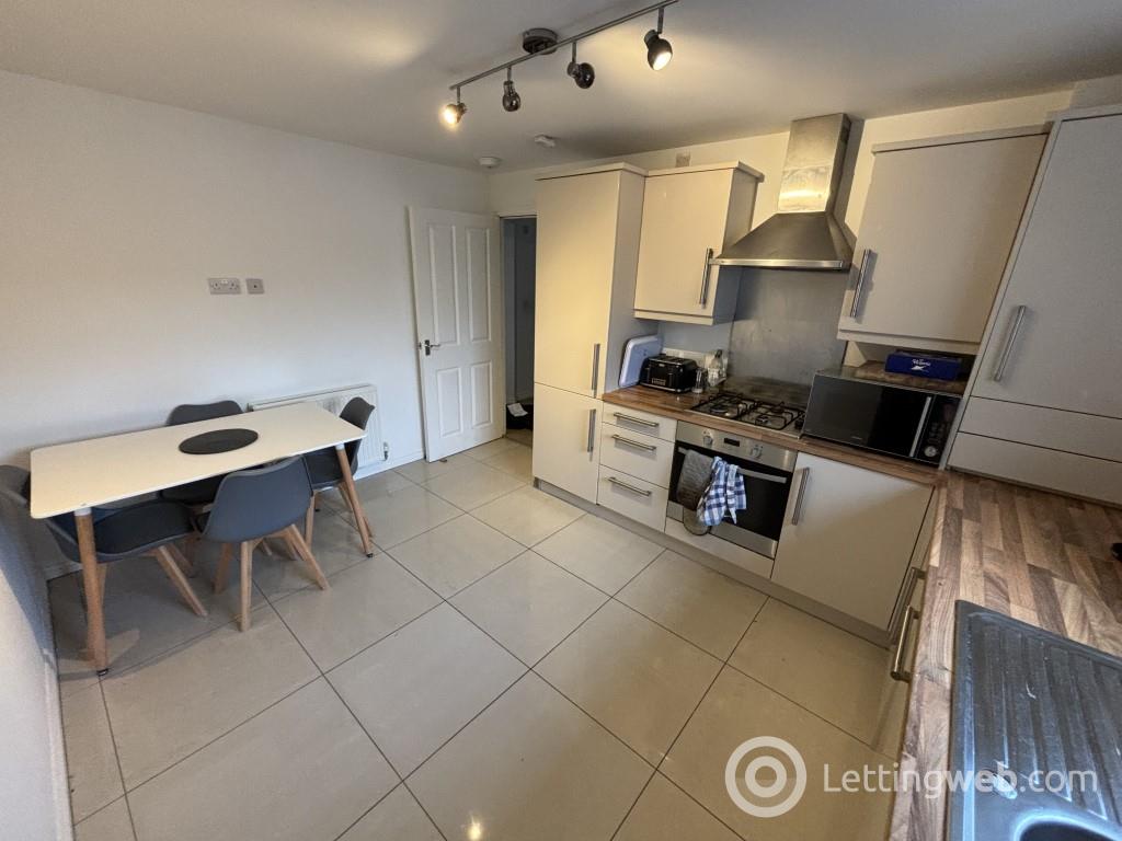 Property to rent in Pilmuir Place, Dunfermline, KY12 9FD