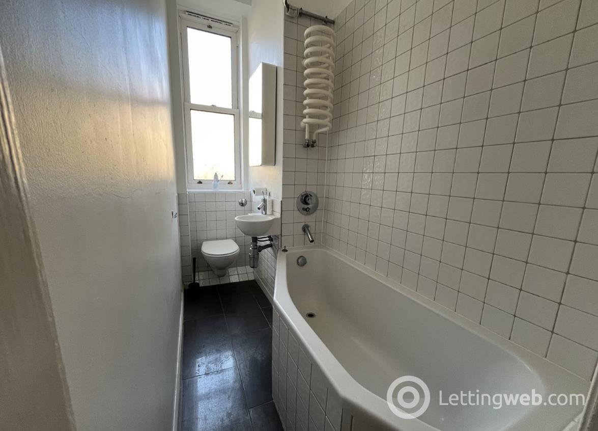 Property to rent in 62/5, Montgomery Street, Edinburgh, EH7 5JA