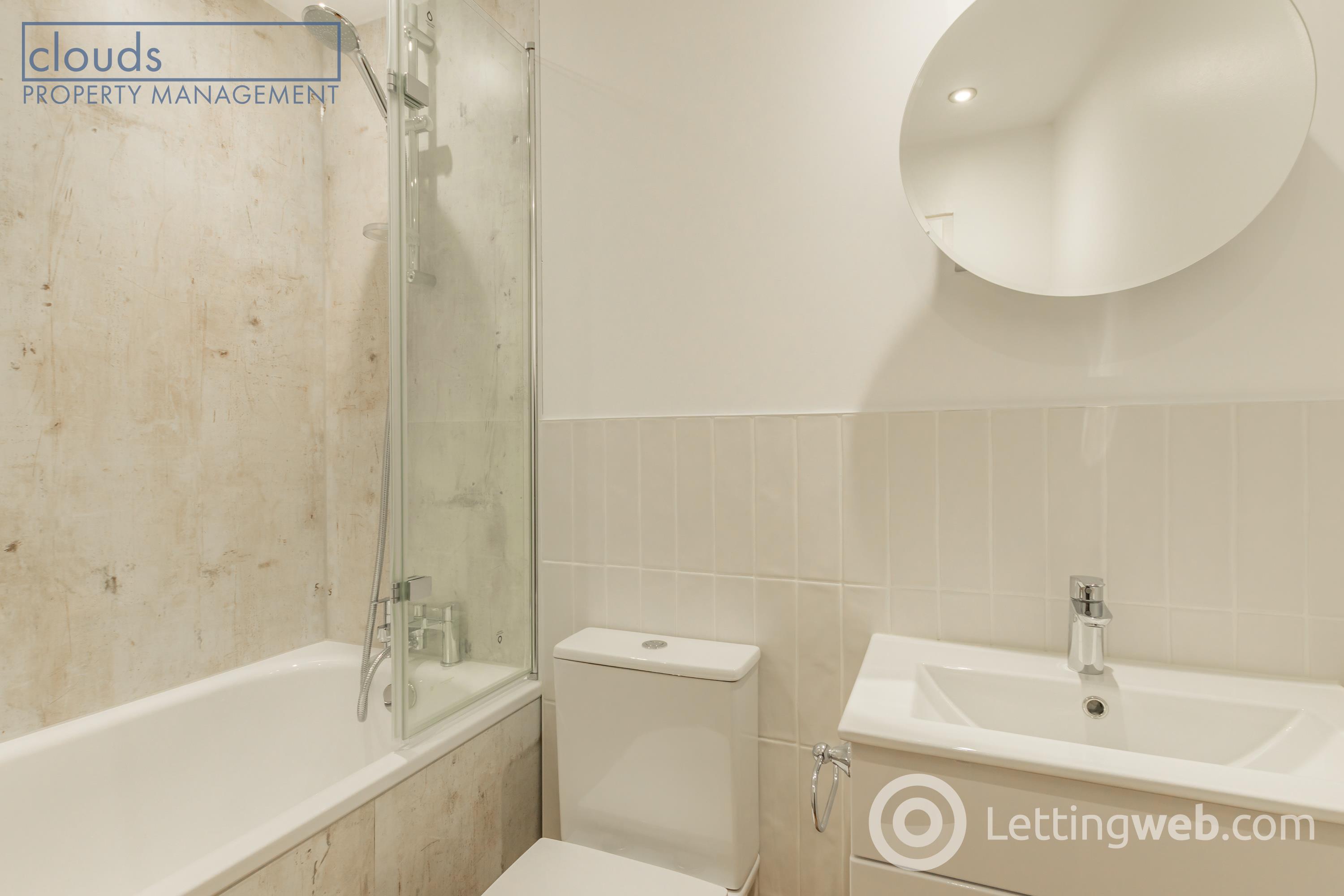 Property to rent in Maritime Street, Leith