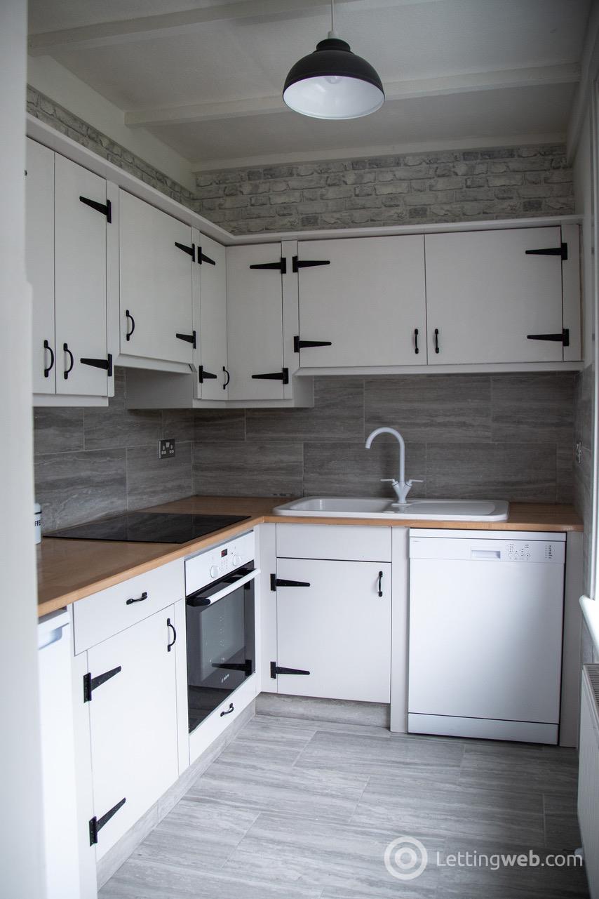 Property to rent in 80 Colinton Mains Road