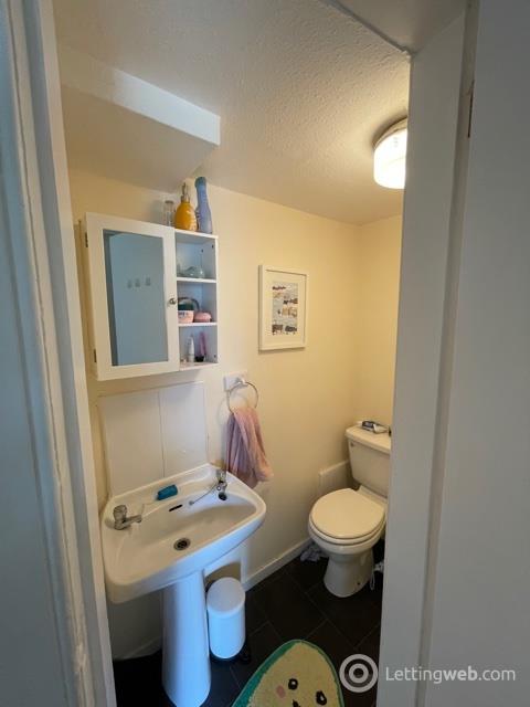 Property to rent in 55/3 Prince Regent Street