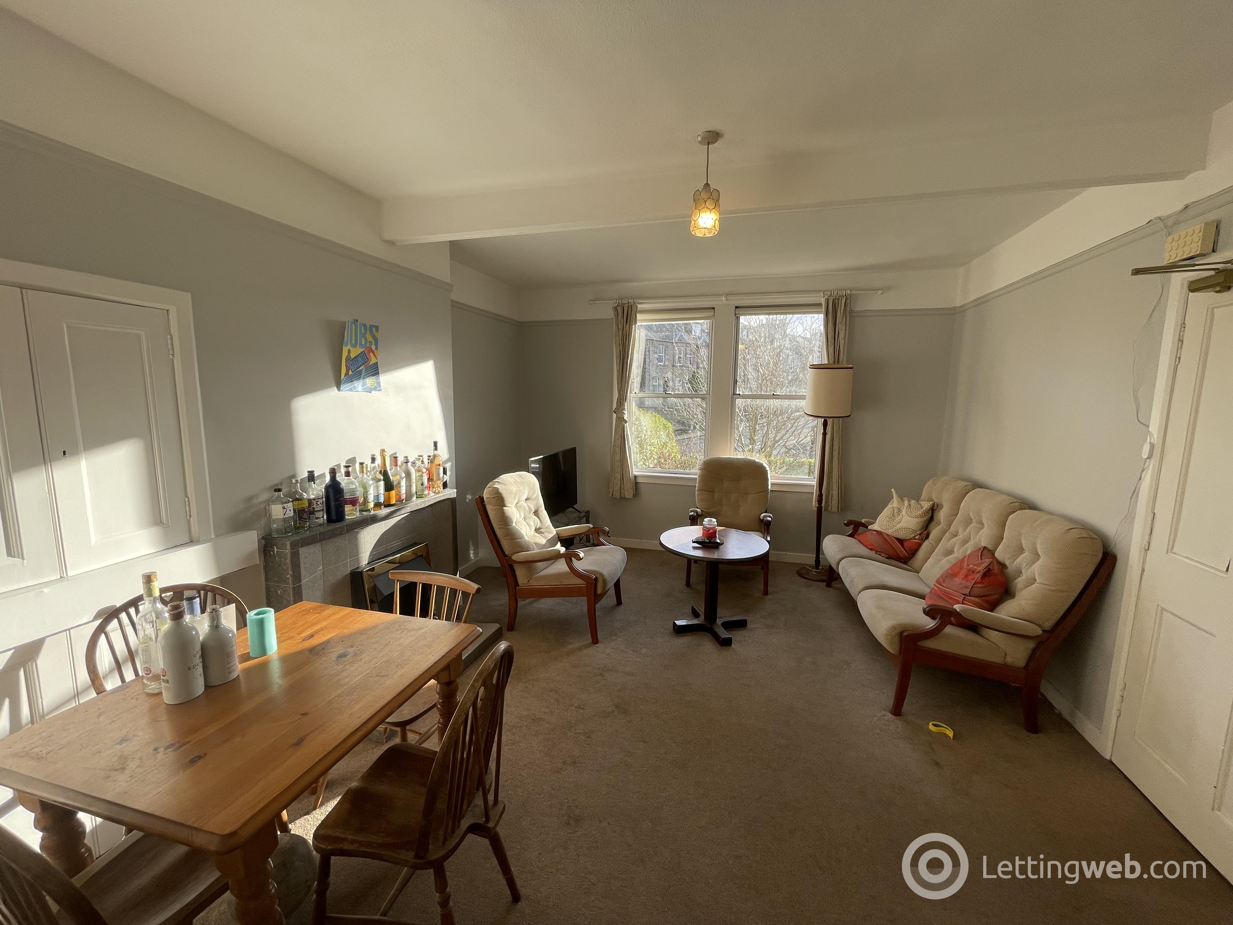 Property to rent in 4 Canongate