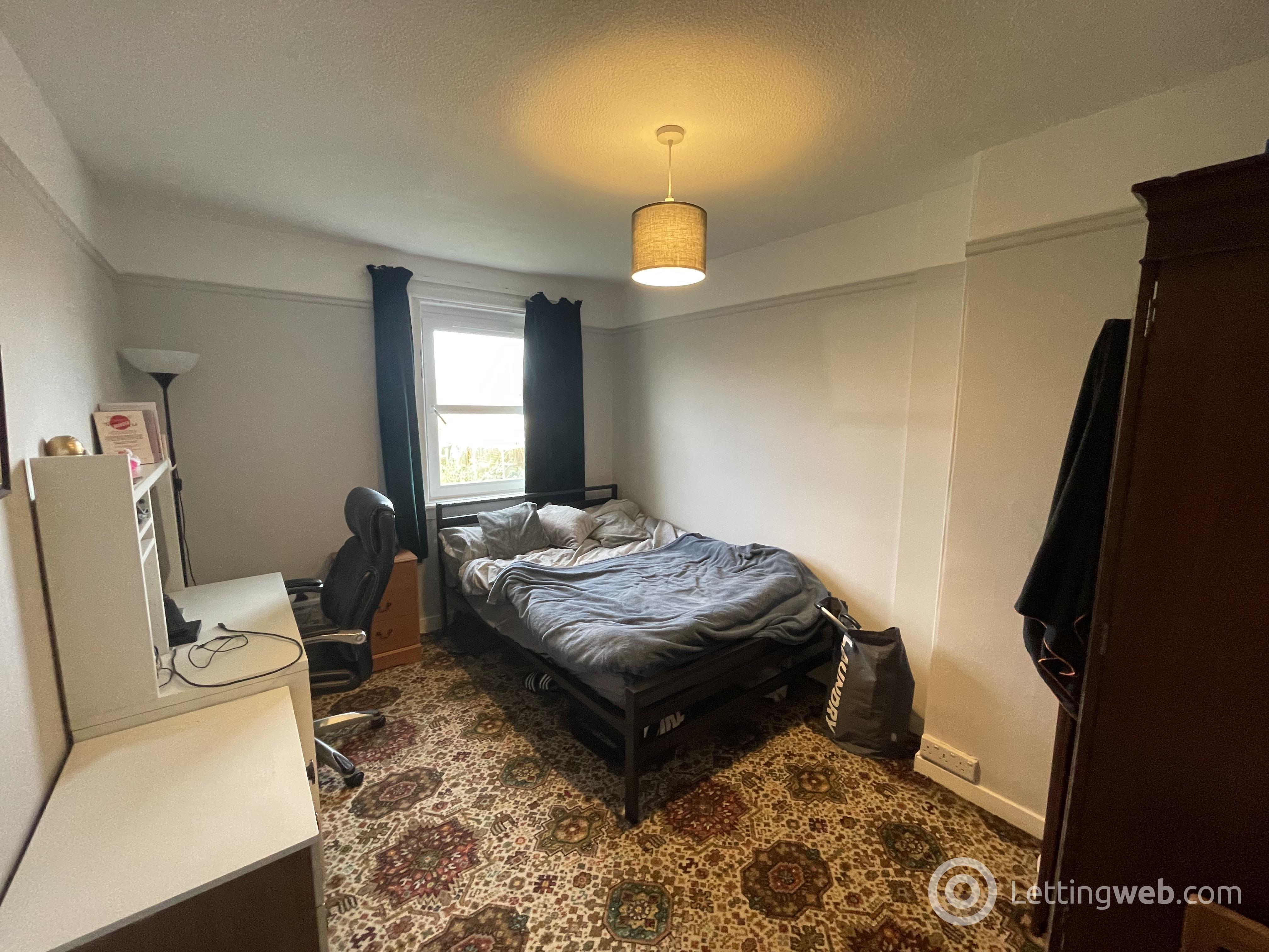 Property to rent in 4 Canongate