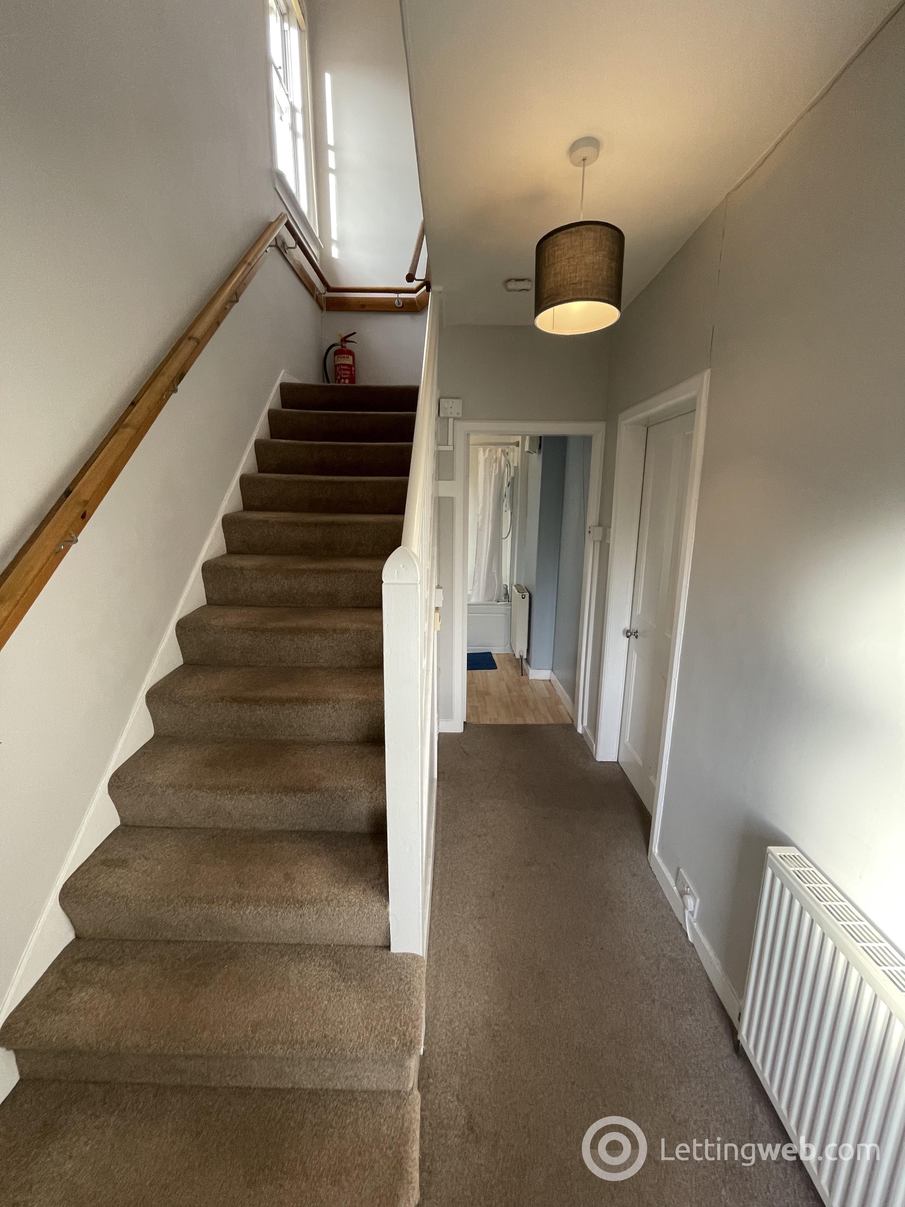 Property to rent in 4 Canongate