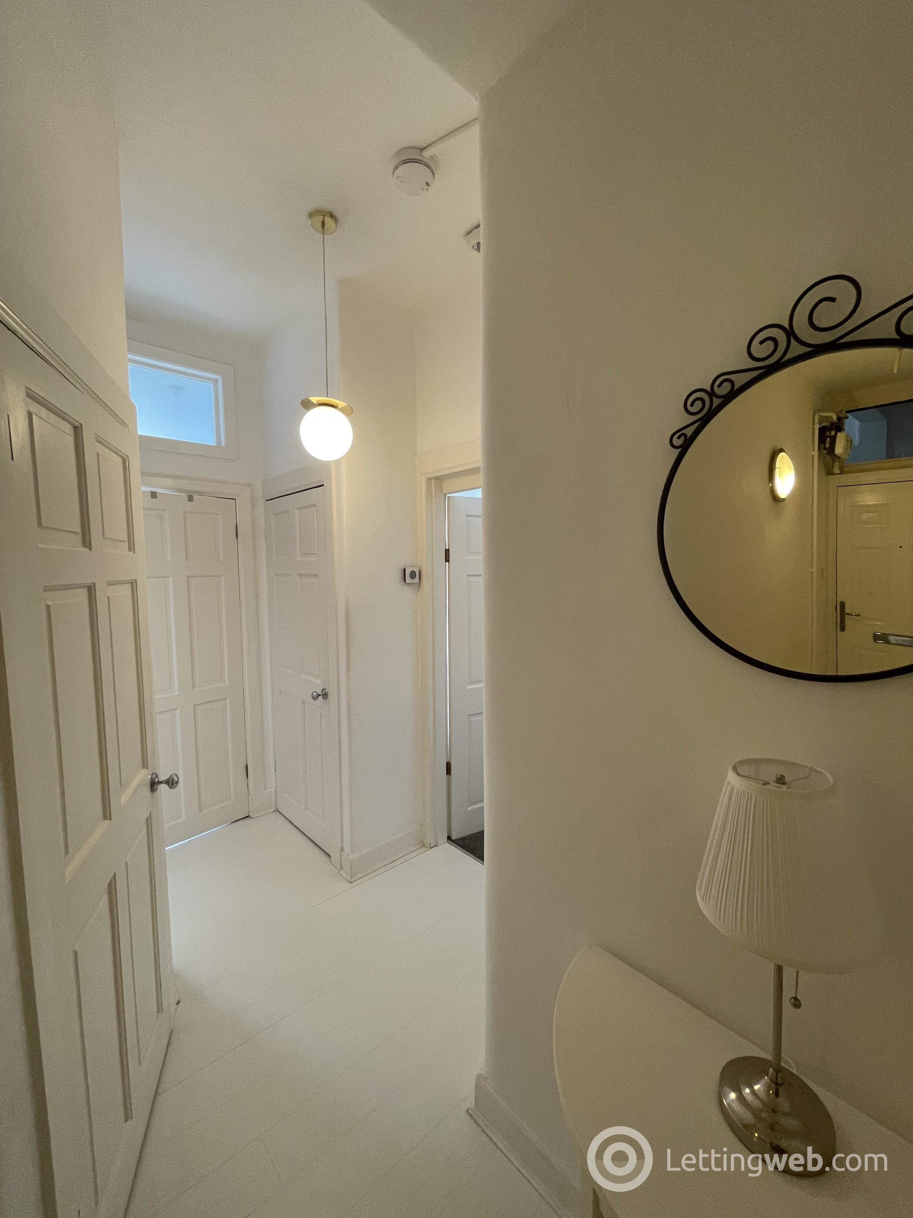 Property to rent in 6/1 Moat Terrace