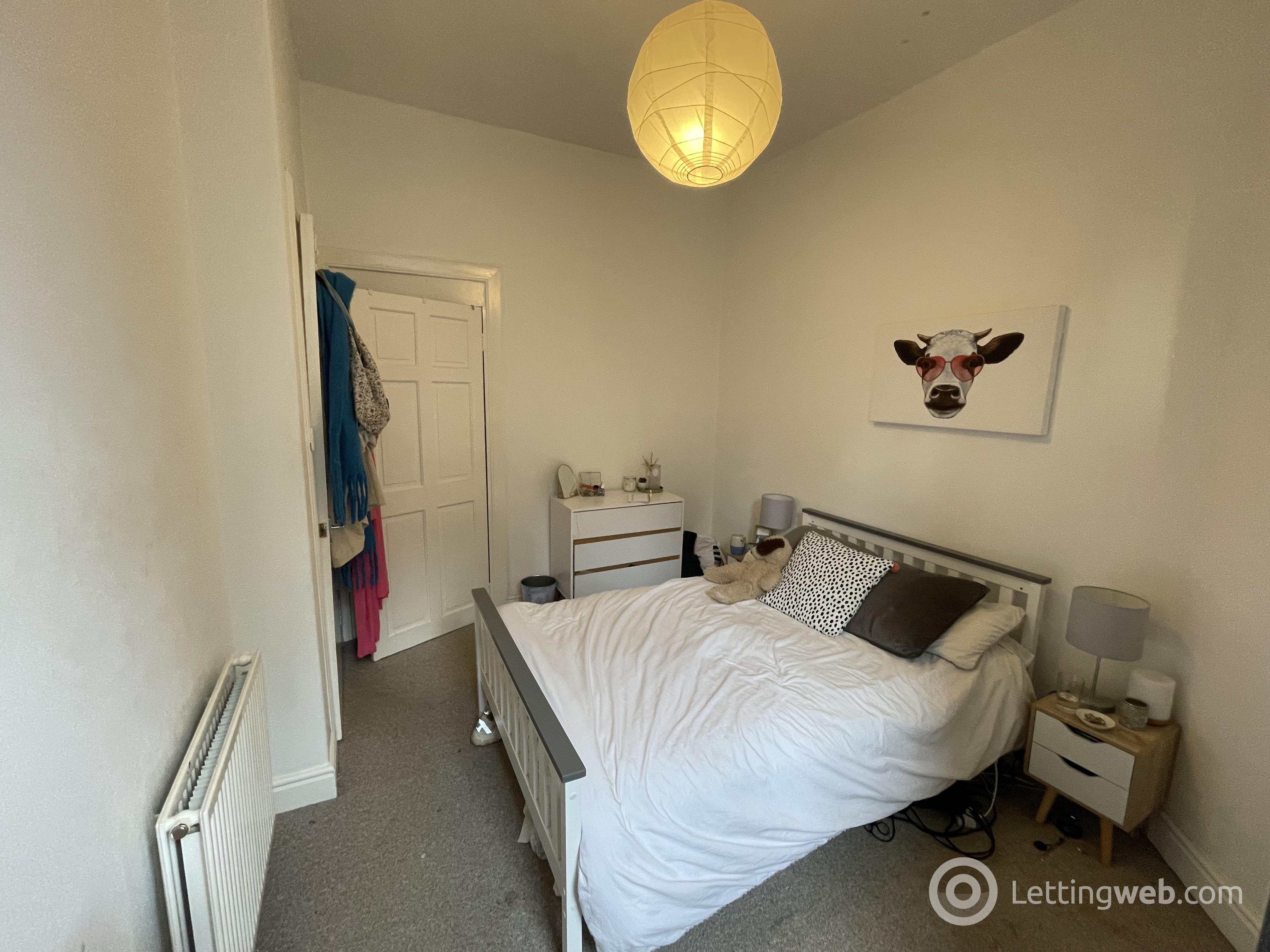 Property to rent in 9/6 Pirrie Street