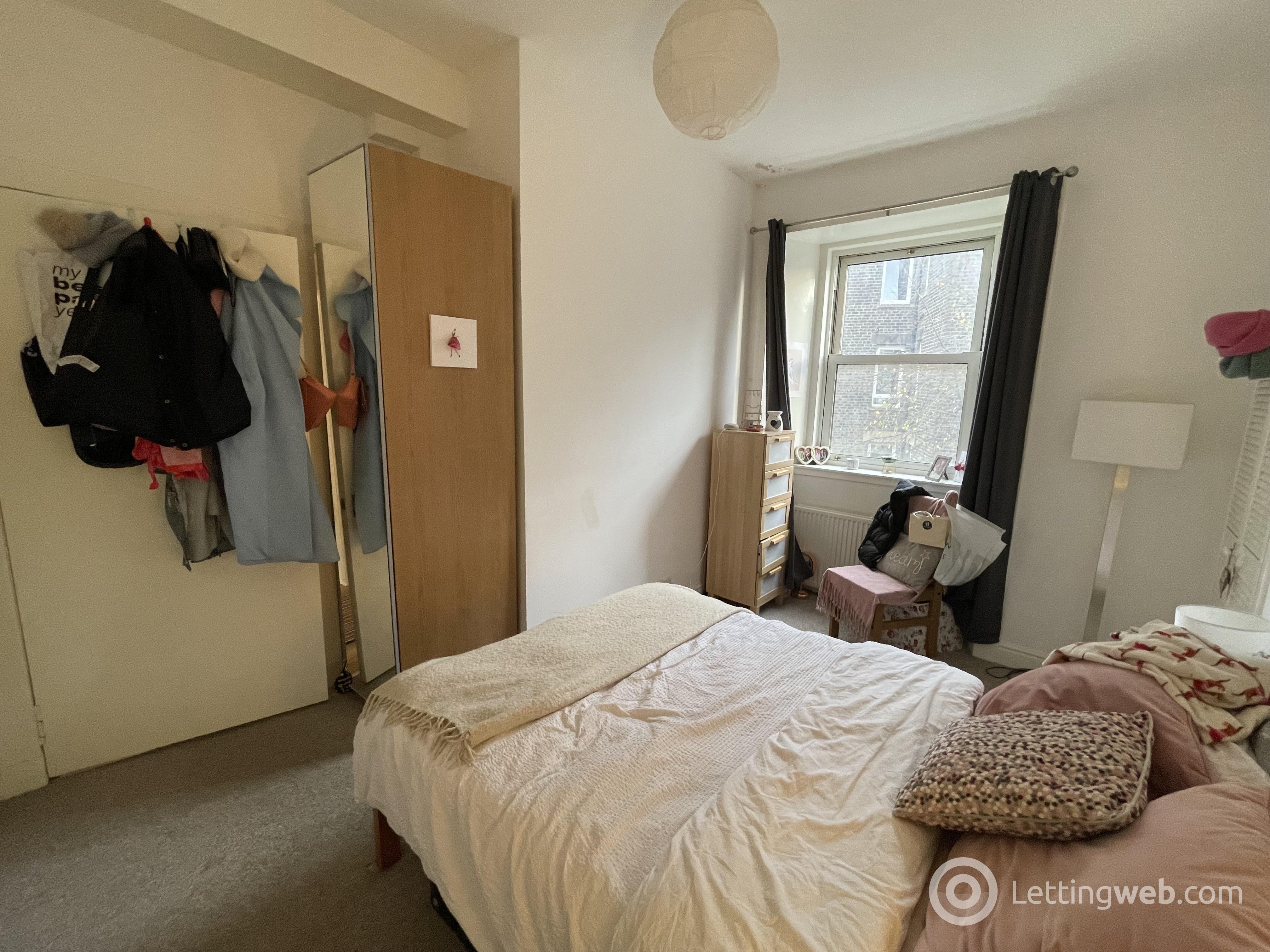 Property to rent in 9/6 Pirrie Street