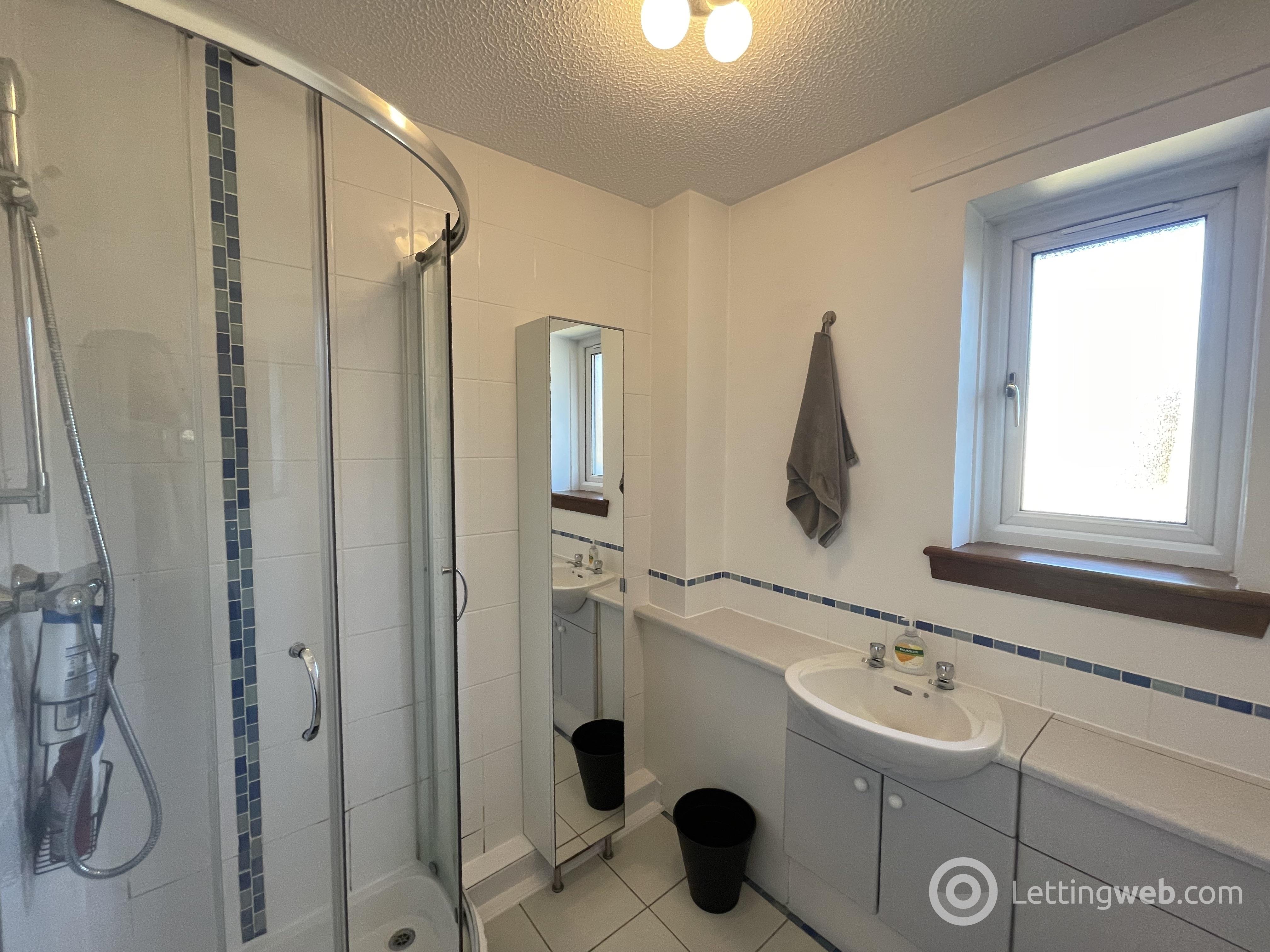 Property to rent in 263/8 Gogarloch Syke