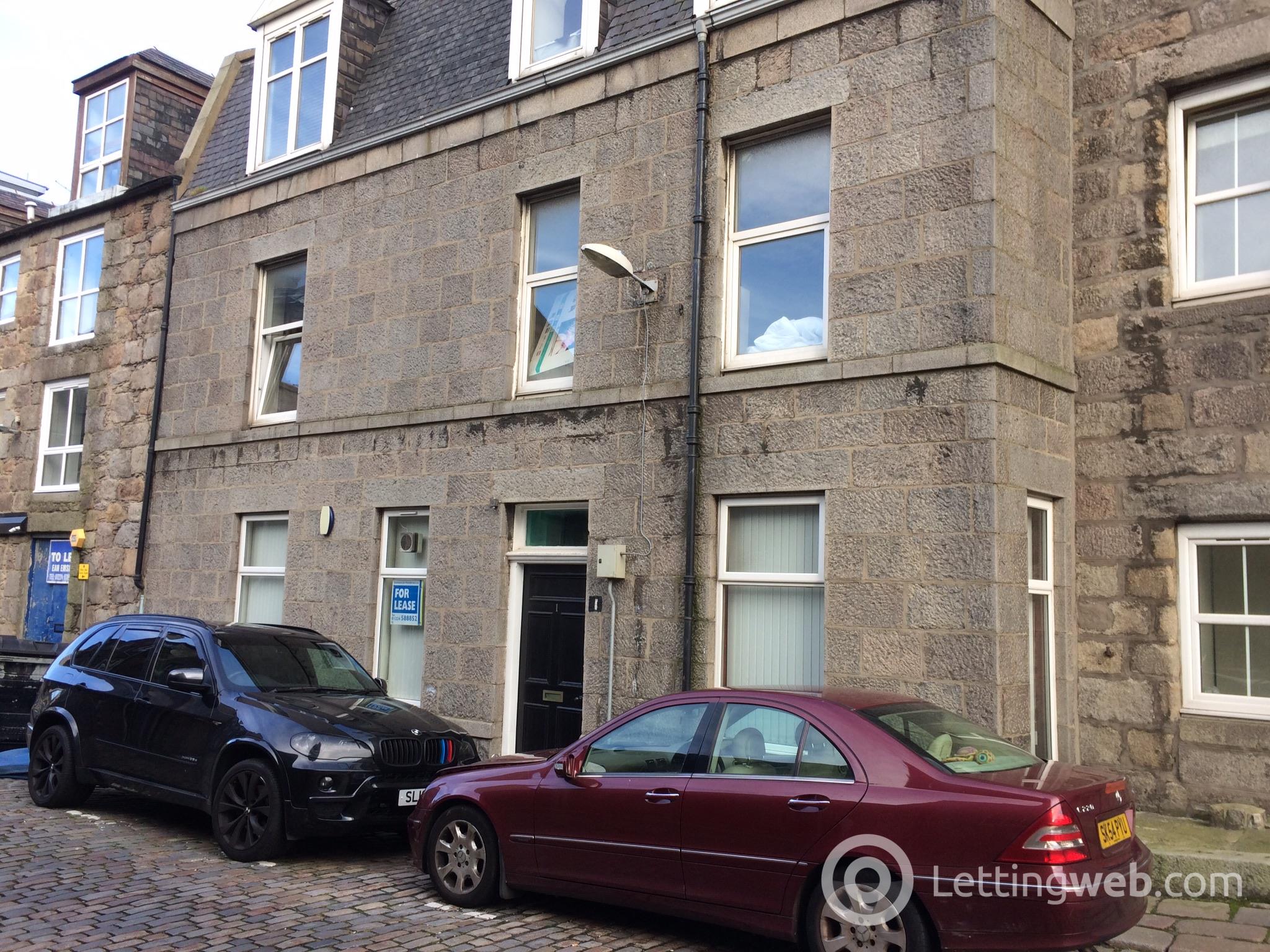 Property to rent in 1 James Street