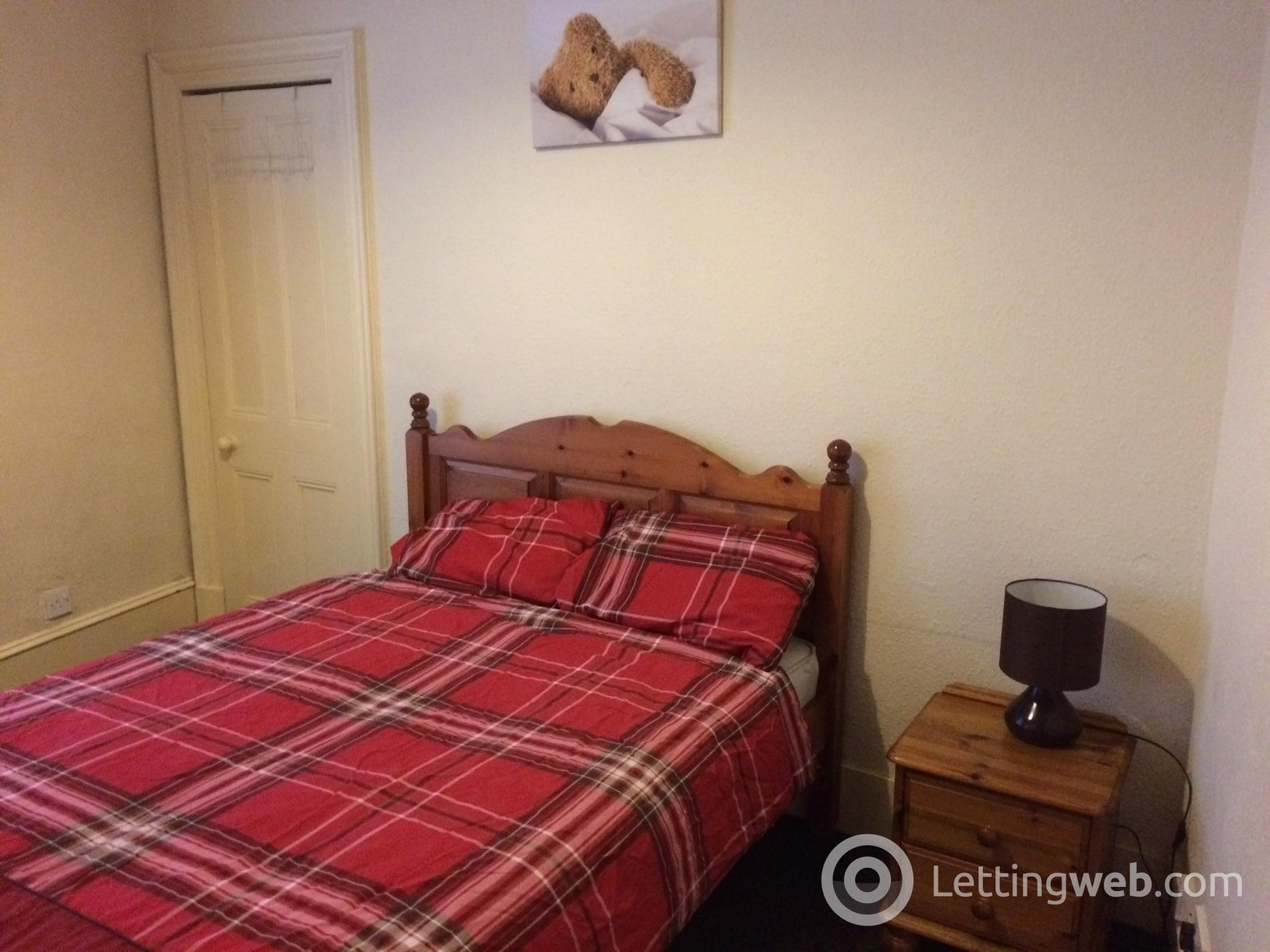 Property to rent in 1 James Street