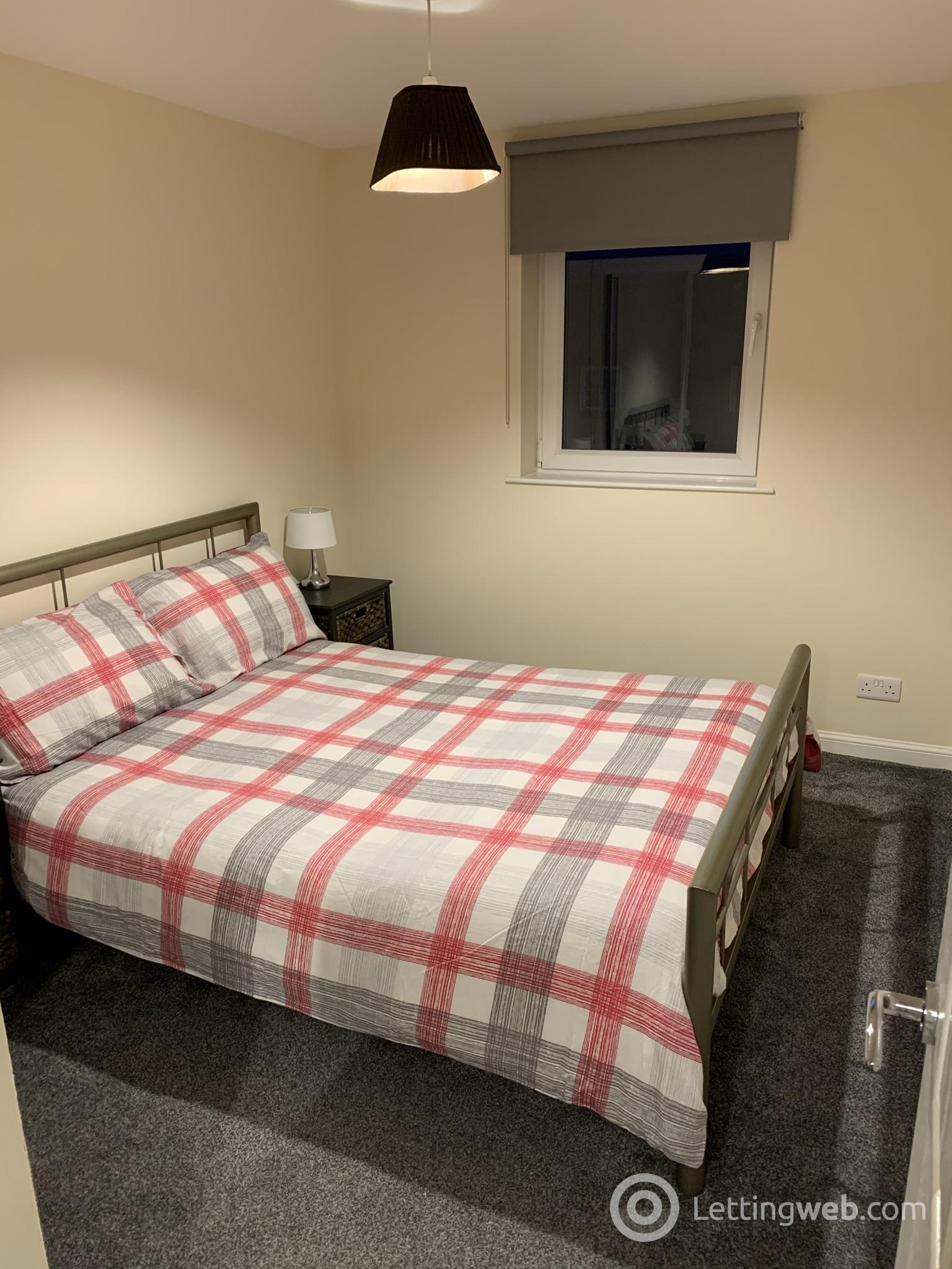 Property to rent in 24e James St