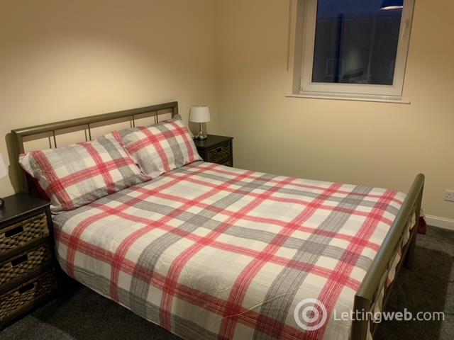 Property to rent in 24e James St