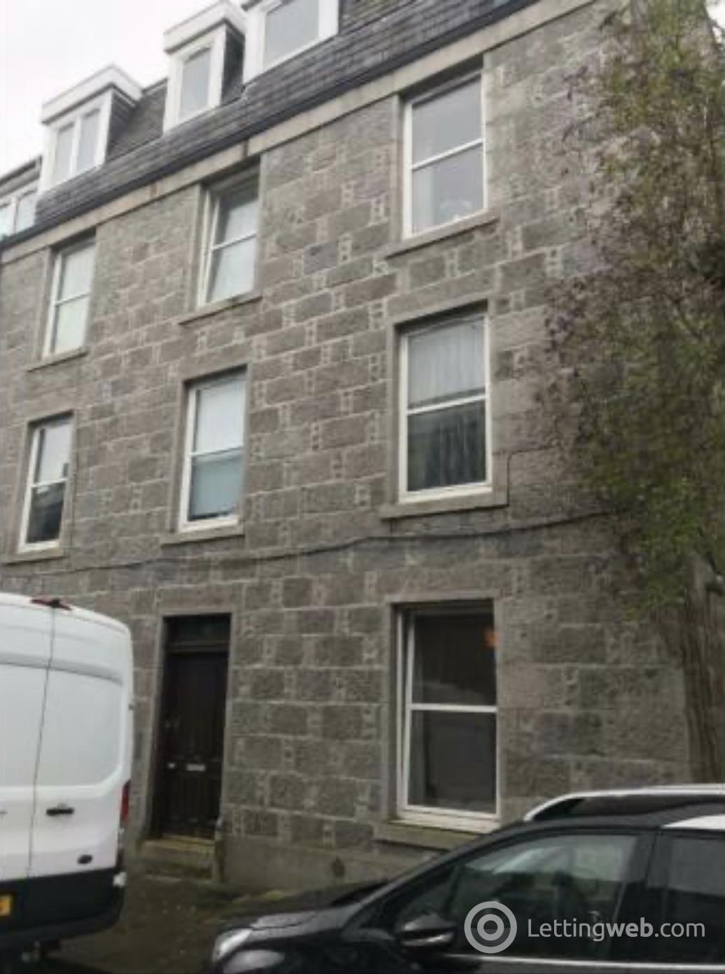 Property to rent in 51b Ashvale Pl, City Centre