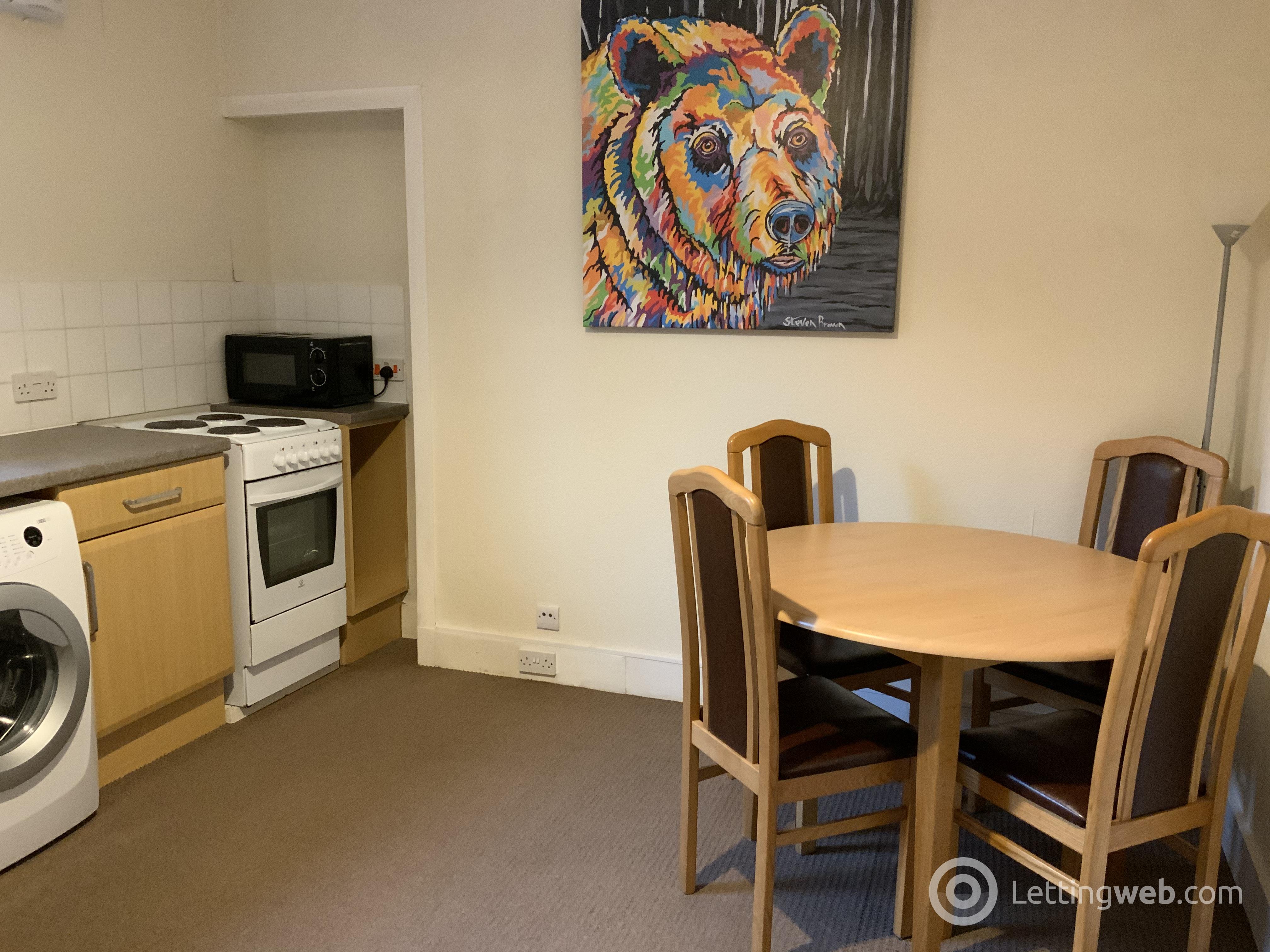 Property to rent in 51b Ashvale Pl, City Centre