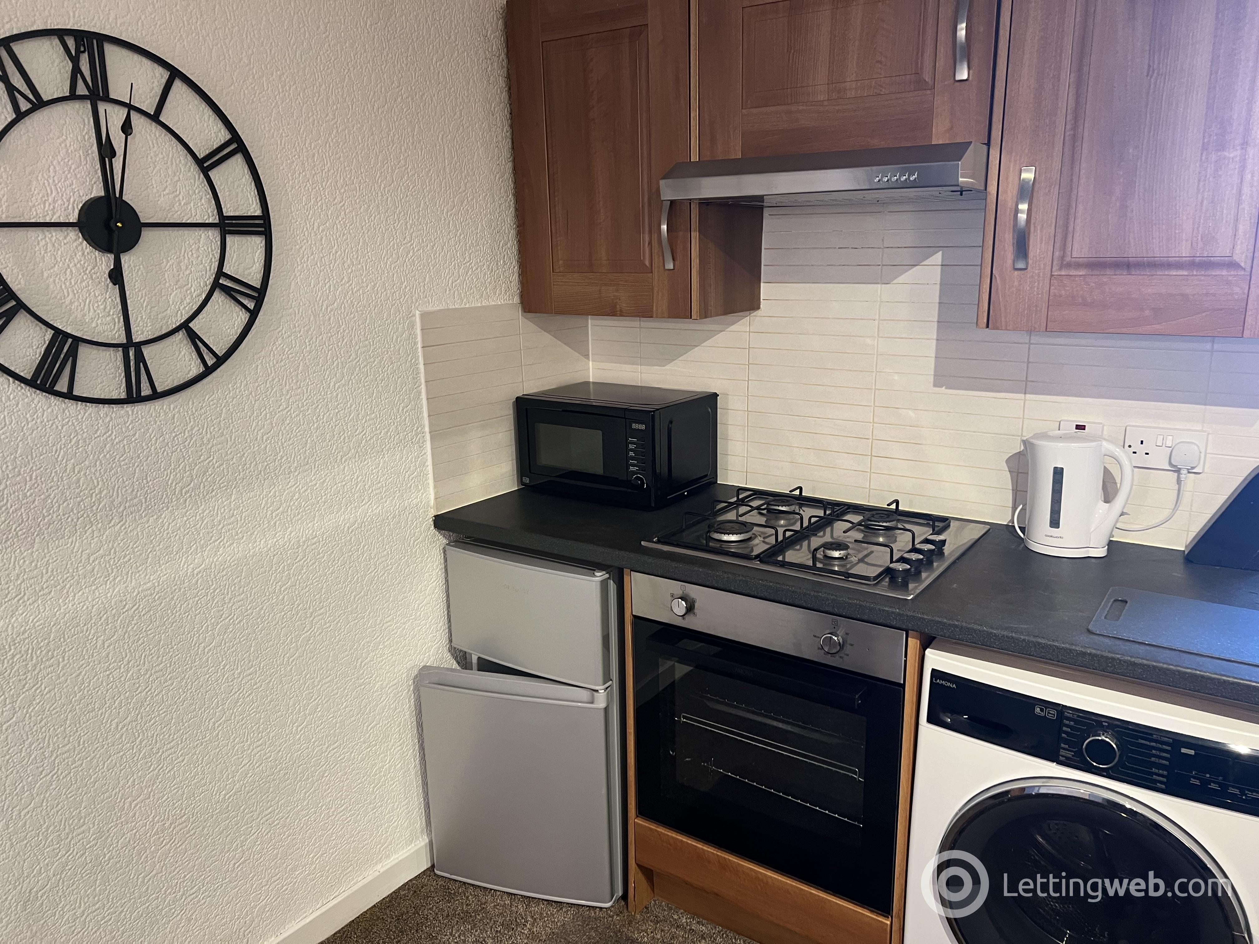 Property to rent in Abbey Rd
