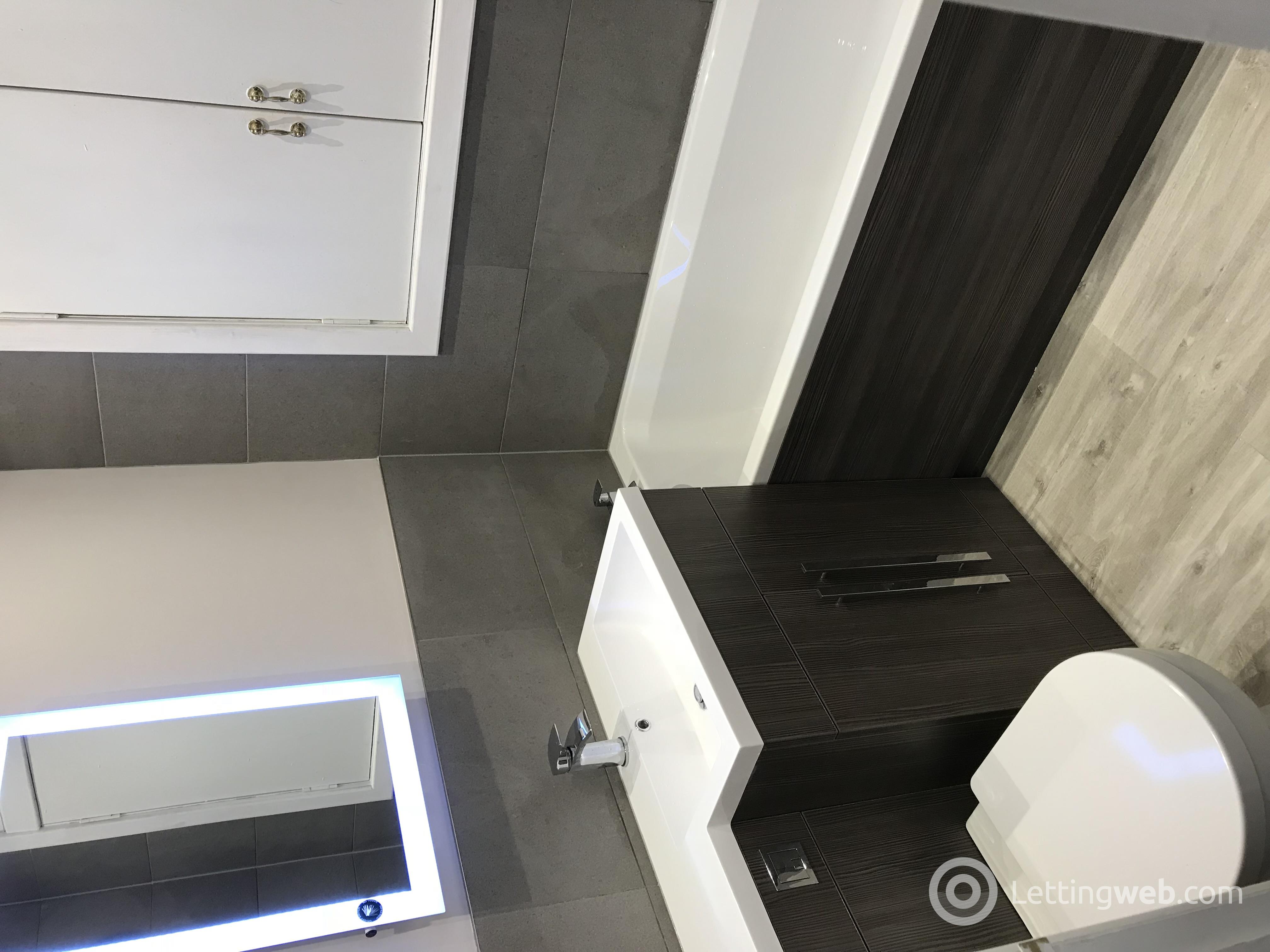 Property to rent in 5 Grampian Place Aberdeen AB11 8ET