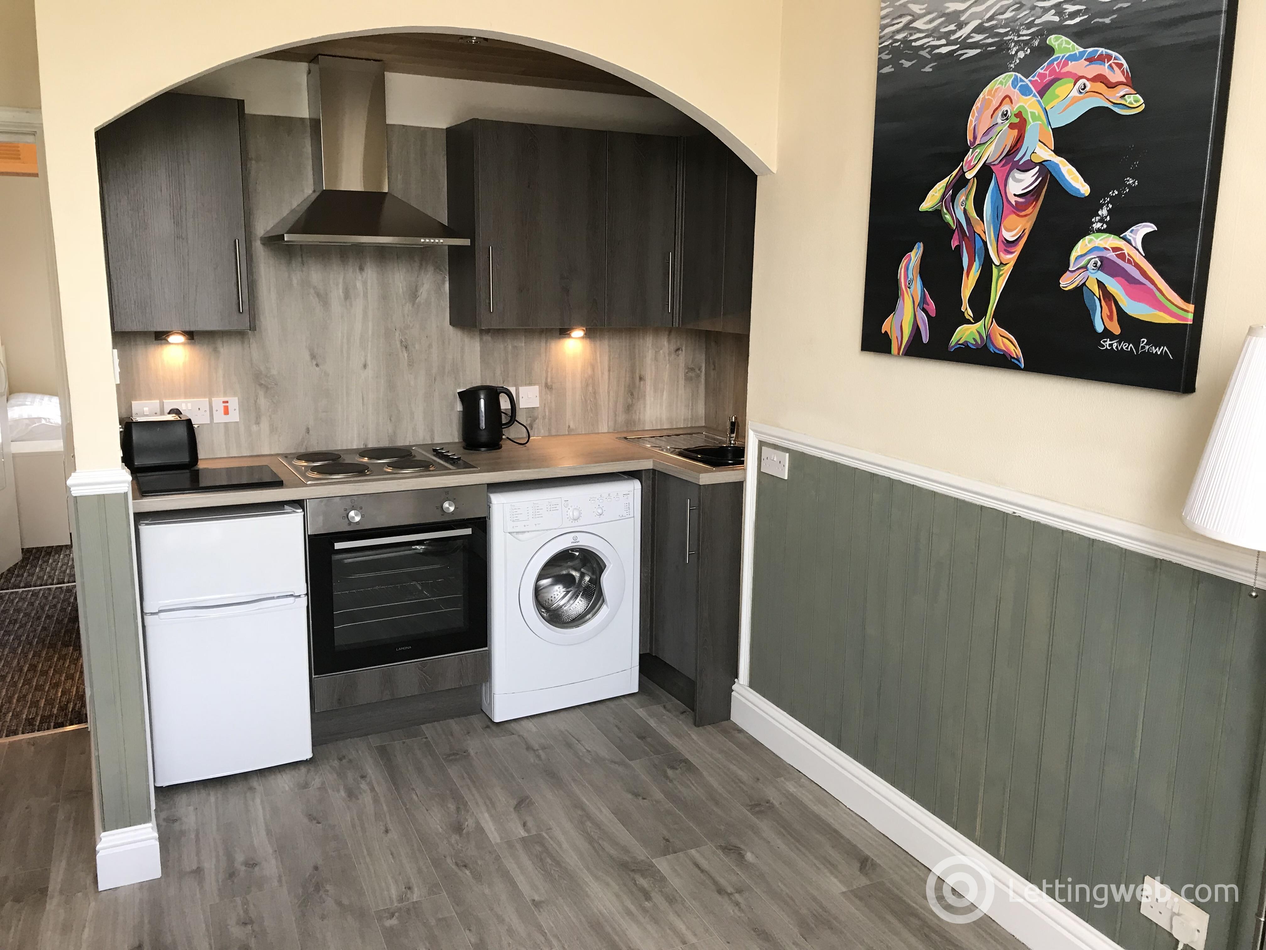 Property to rent in 5 Grampian Place Aberdeen AB11 8ET