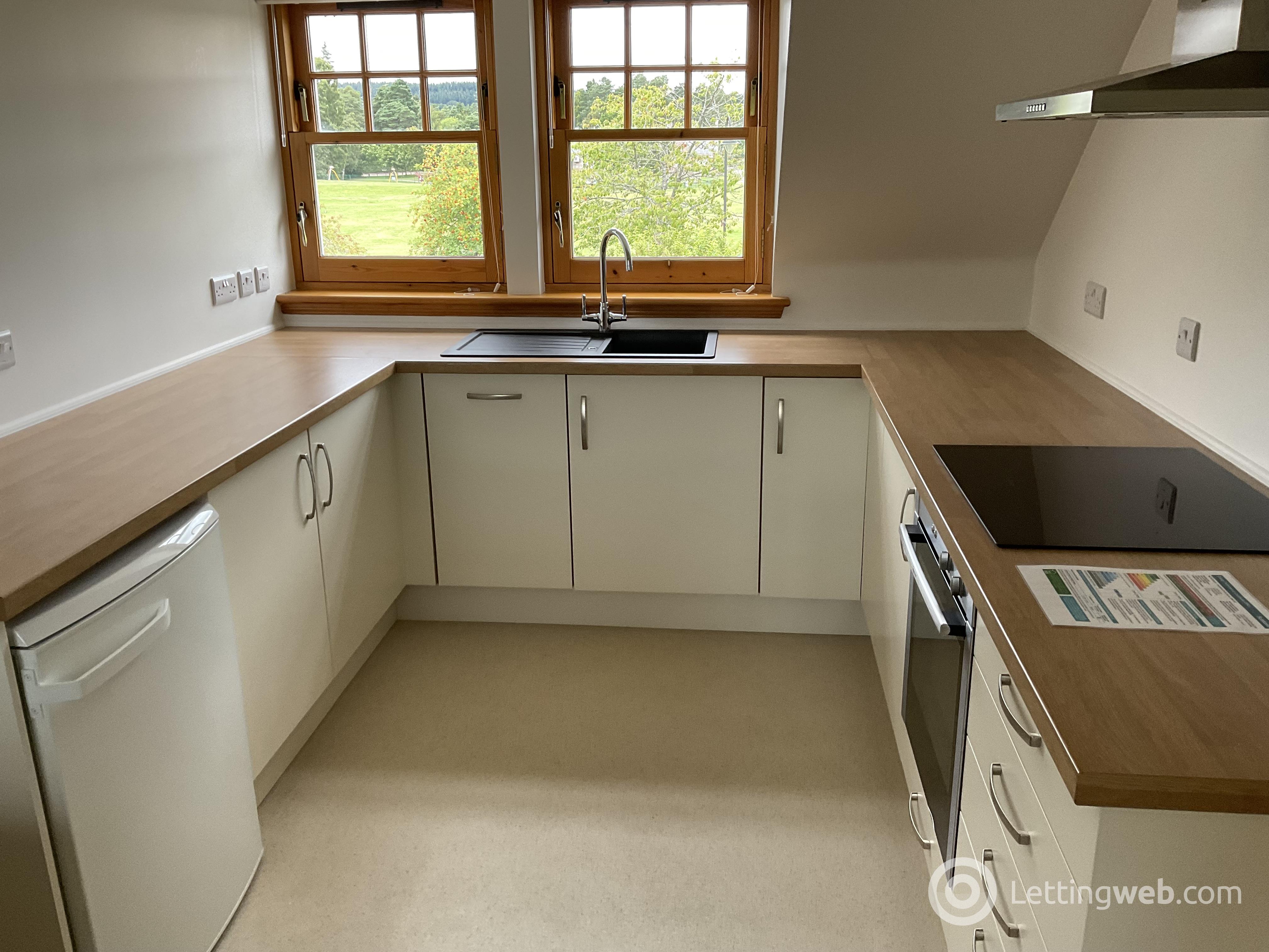 Property to rent in Top Floor Flat, Norbank, Charleston Road, Aboyne