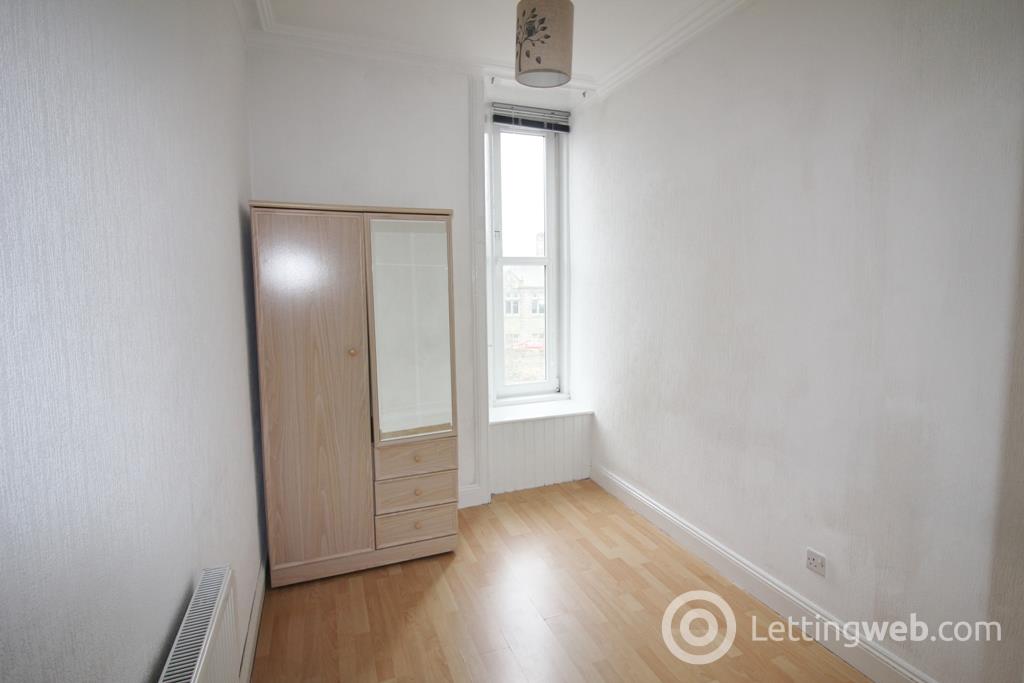 Property to rent in 35/2 Commercial Road, Hawick