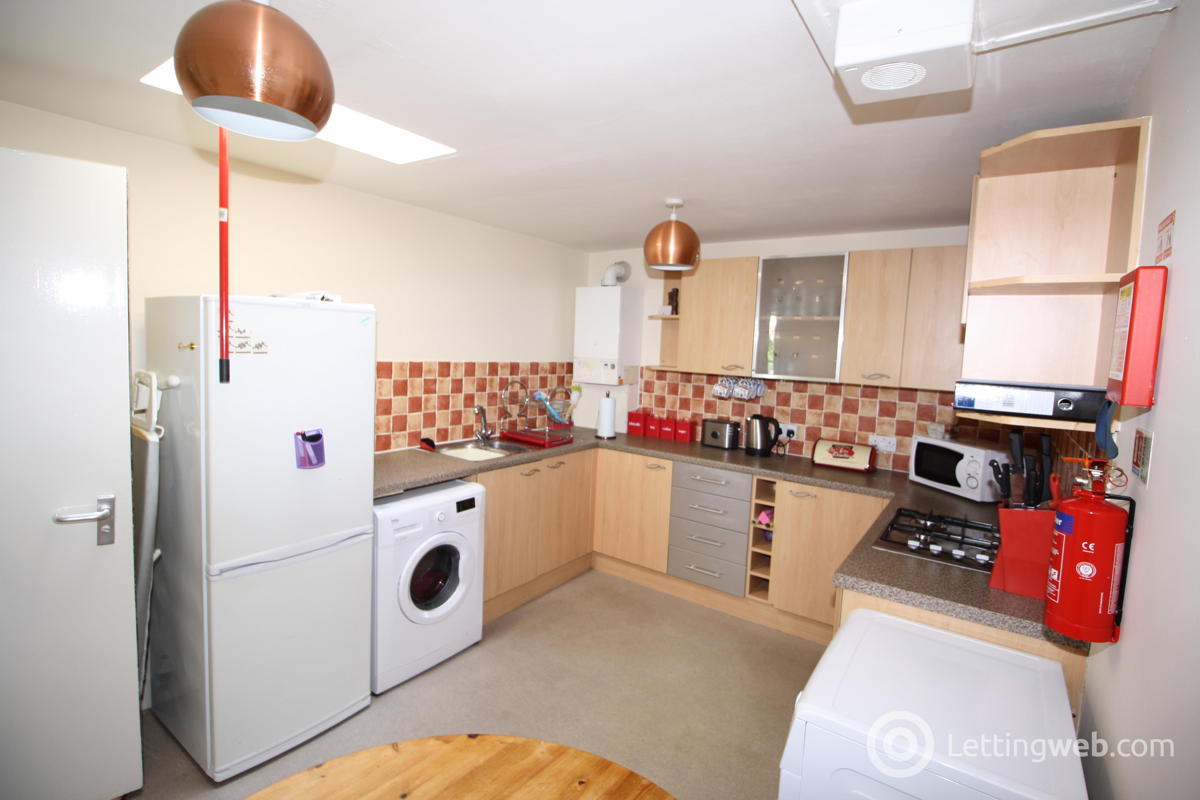 Property to rent in 3/3, 1 Dudhope Street, Dundee, DD1 1JZ