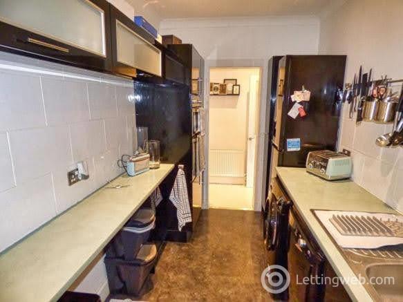 Property to rent in 358 Main Street, Wishaw, ML2 7NG