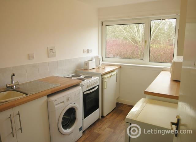 Property to rent in Barclay Road Motherwell