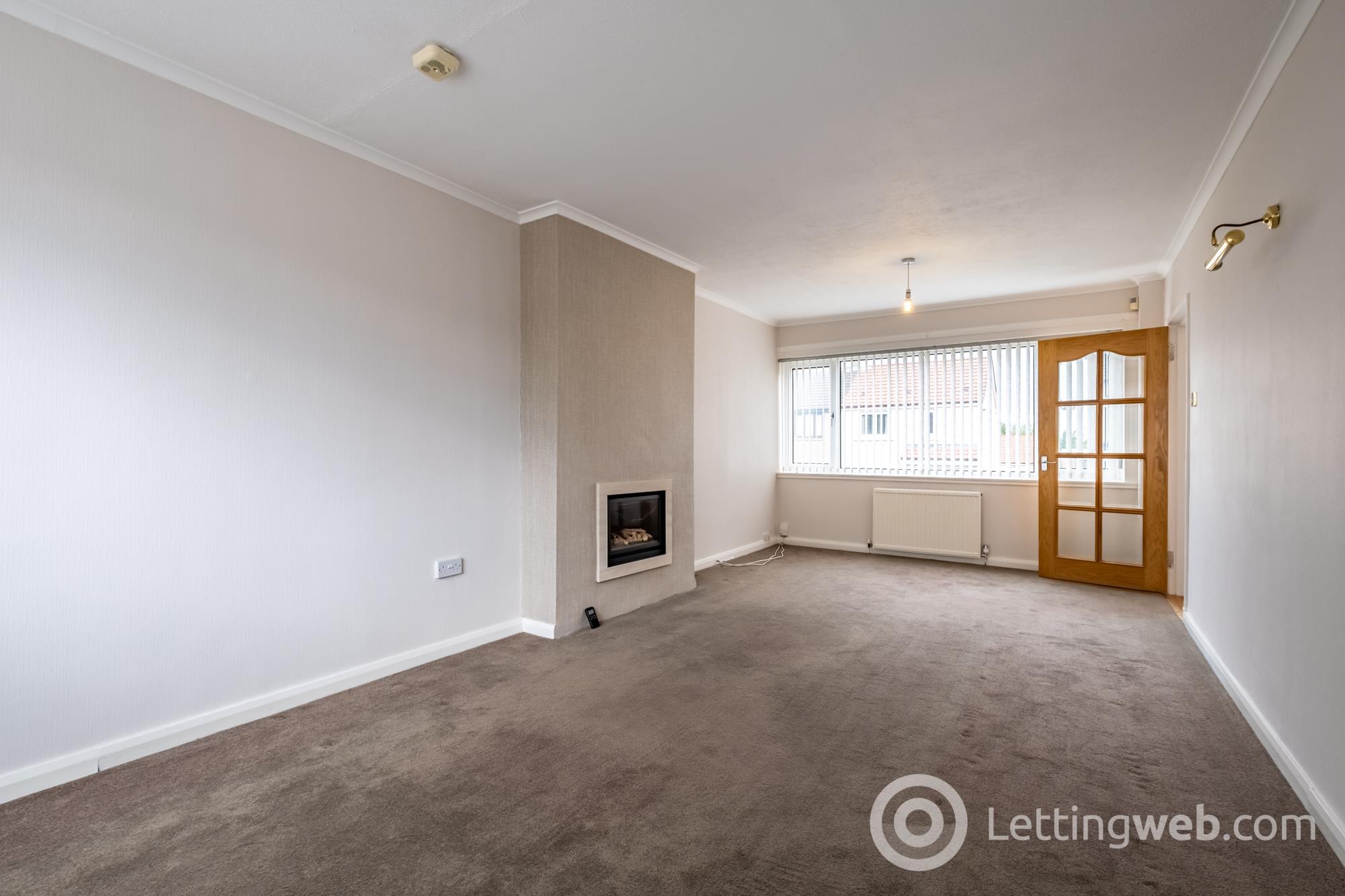 Property to rent in Buchan Street