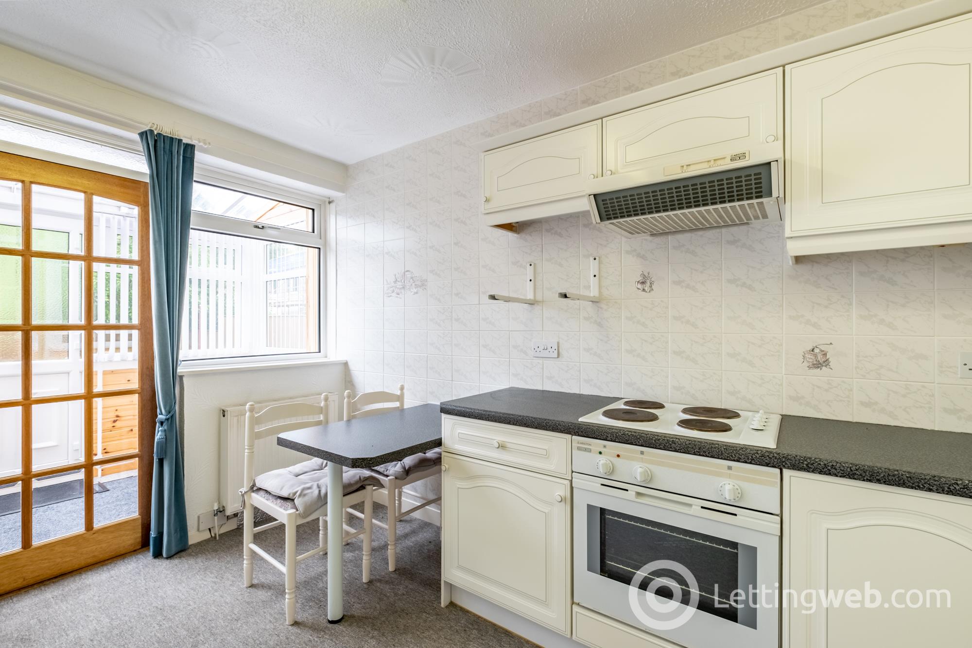 Property to rent in Buchan Street