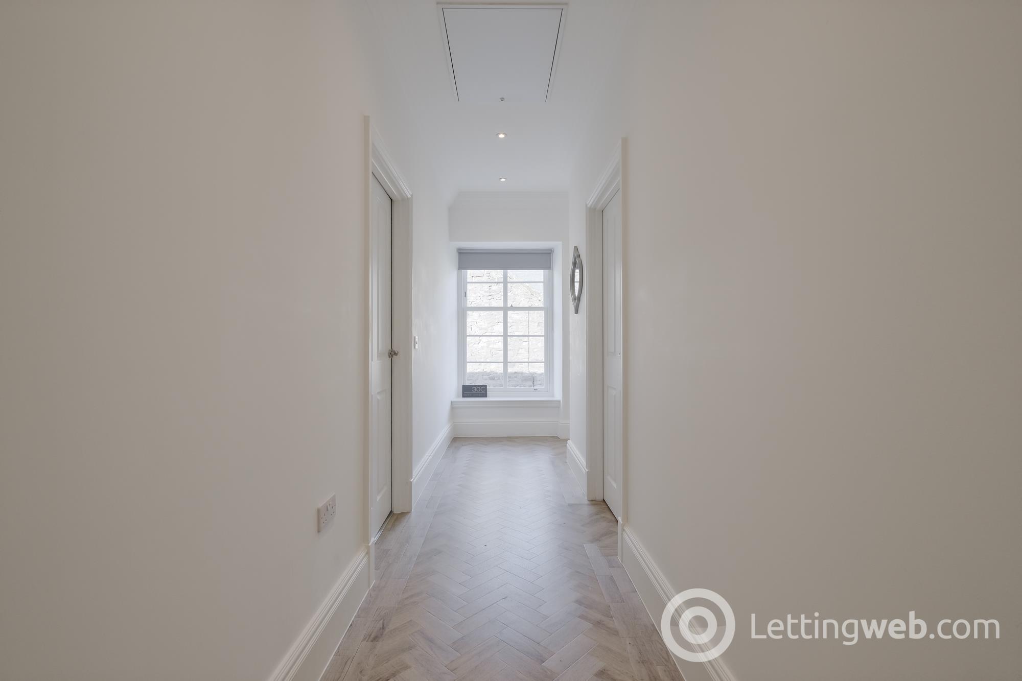 Property to rent in Hope Street Lanark