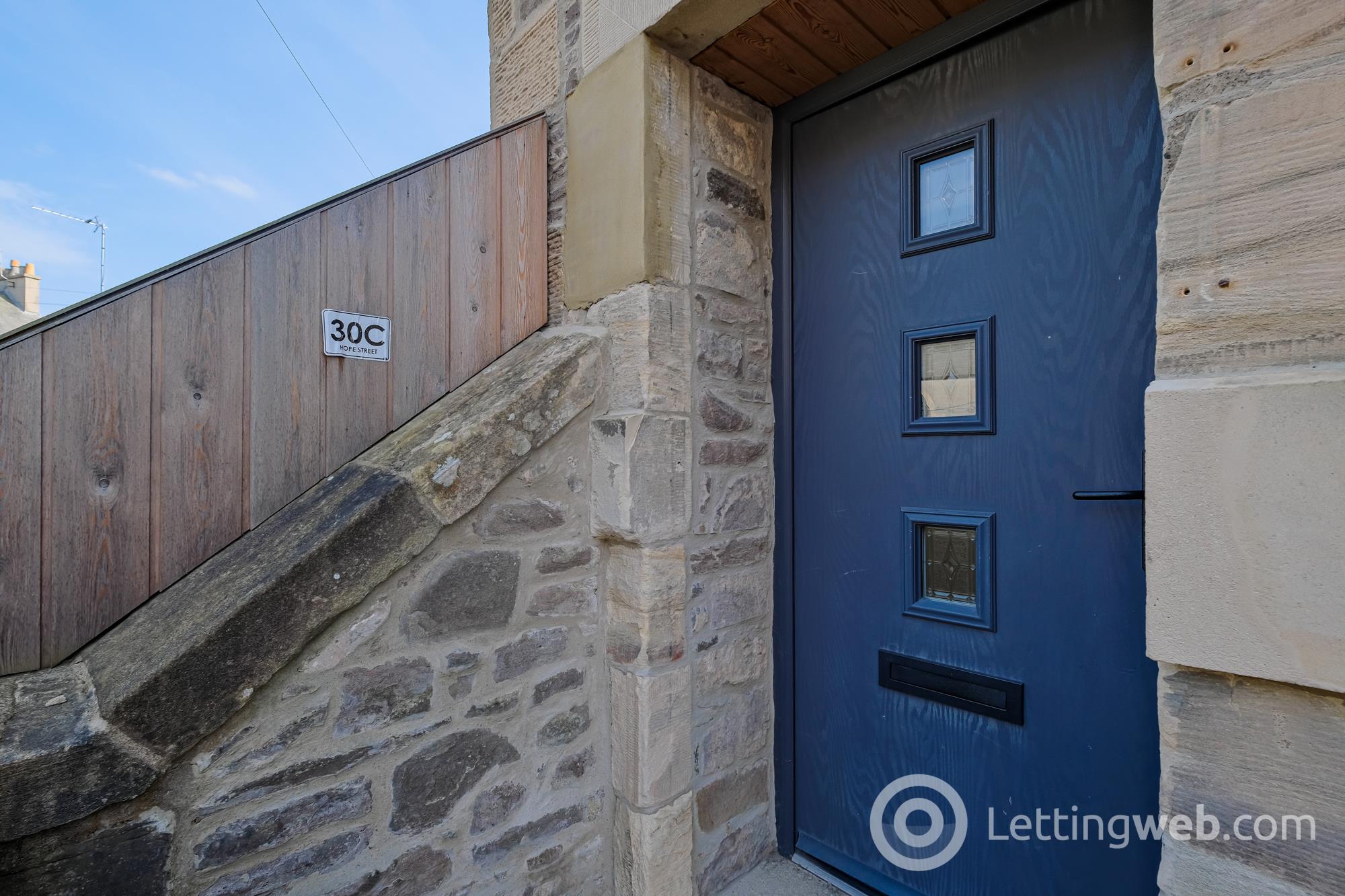 Property to rent in Hope Street Lanark