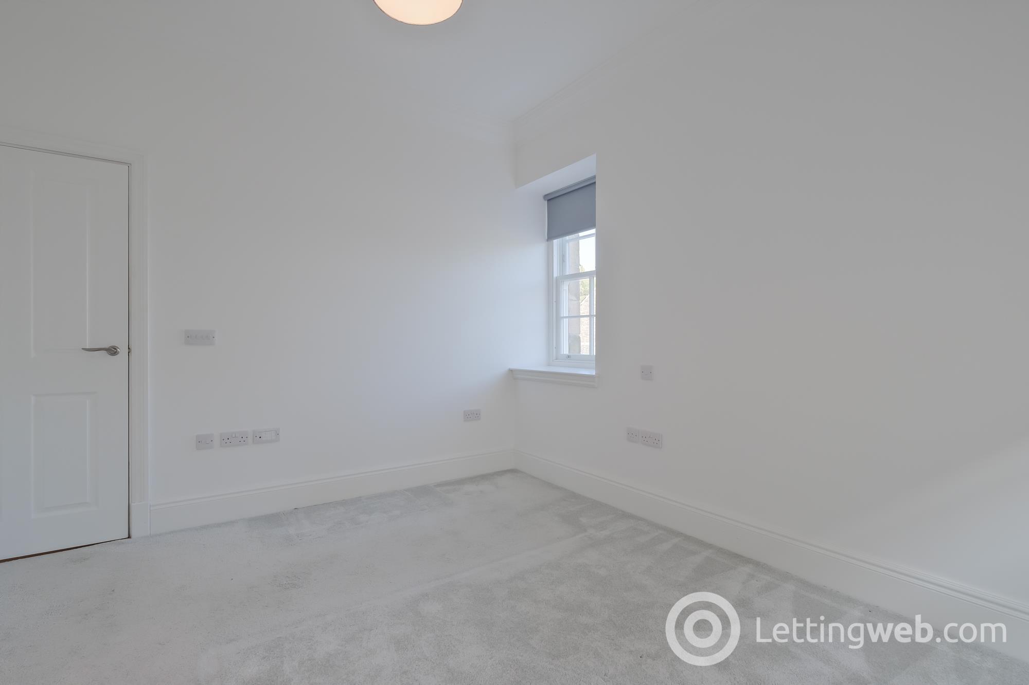 Property to rent in Hope Street Lanark
