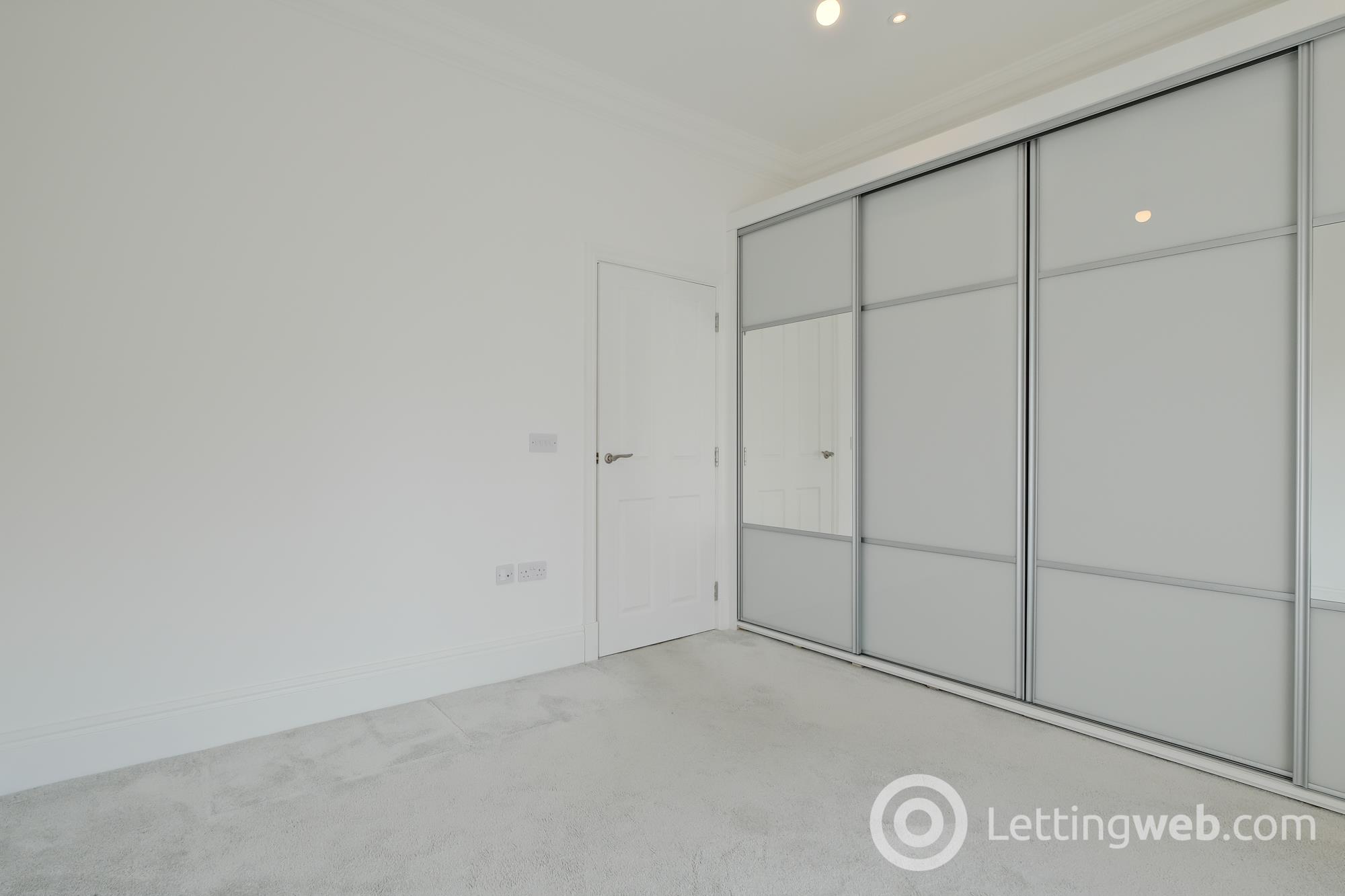 Property to rent in Hope Street Lanark