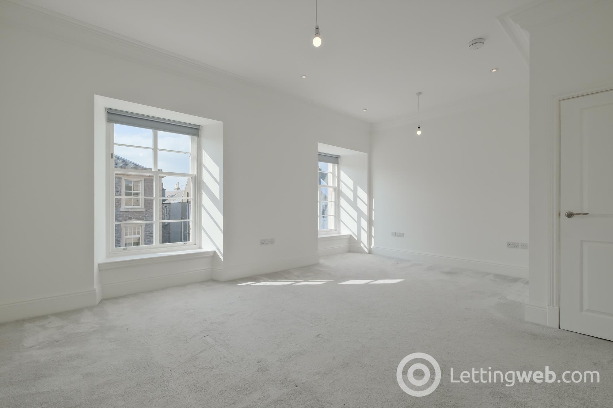Property to rent in Hope Street Lanark