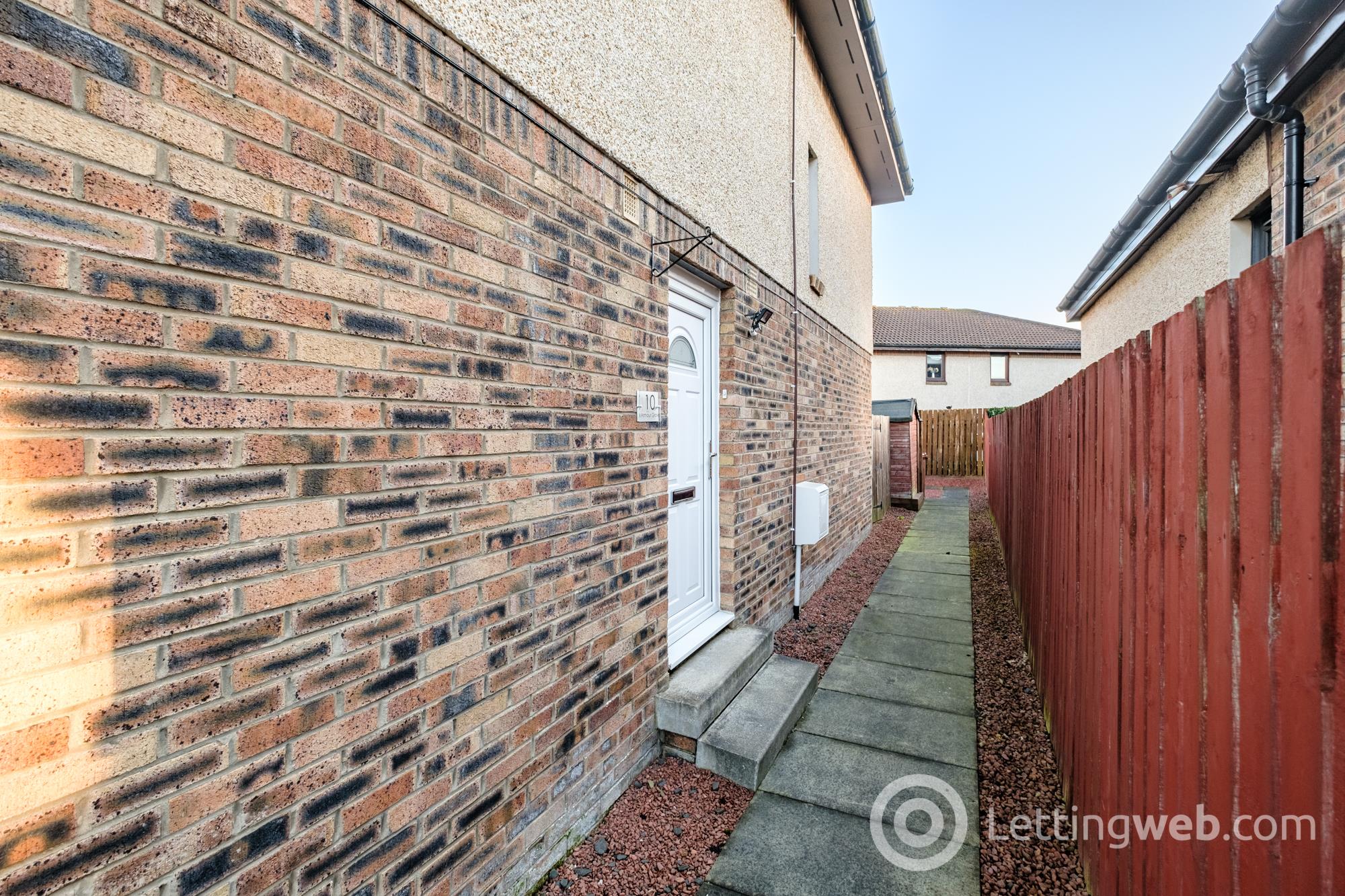 Property to rent in Armour Grove Motherwell