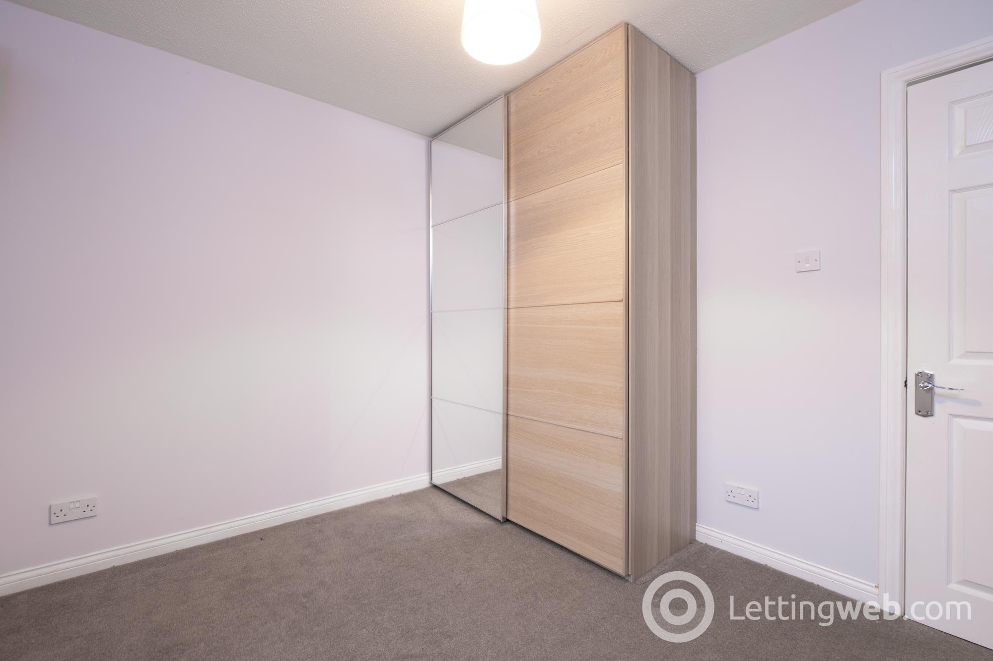 Property to rent in Armour Grove Motherwell