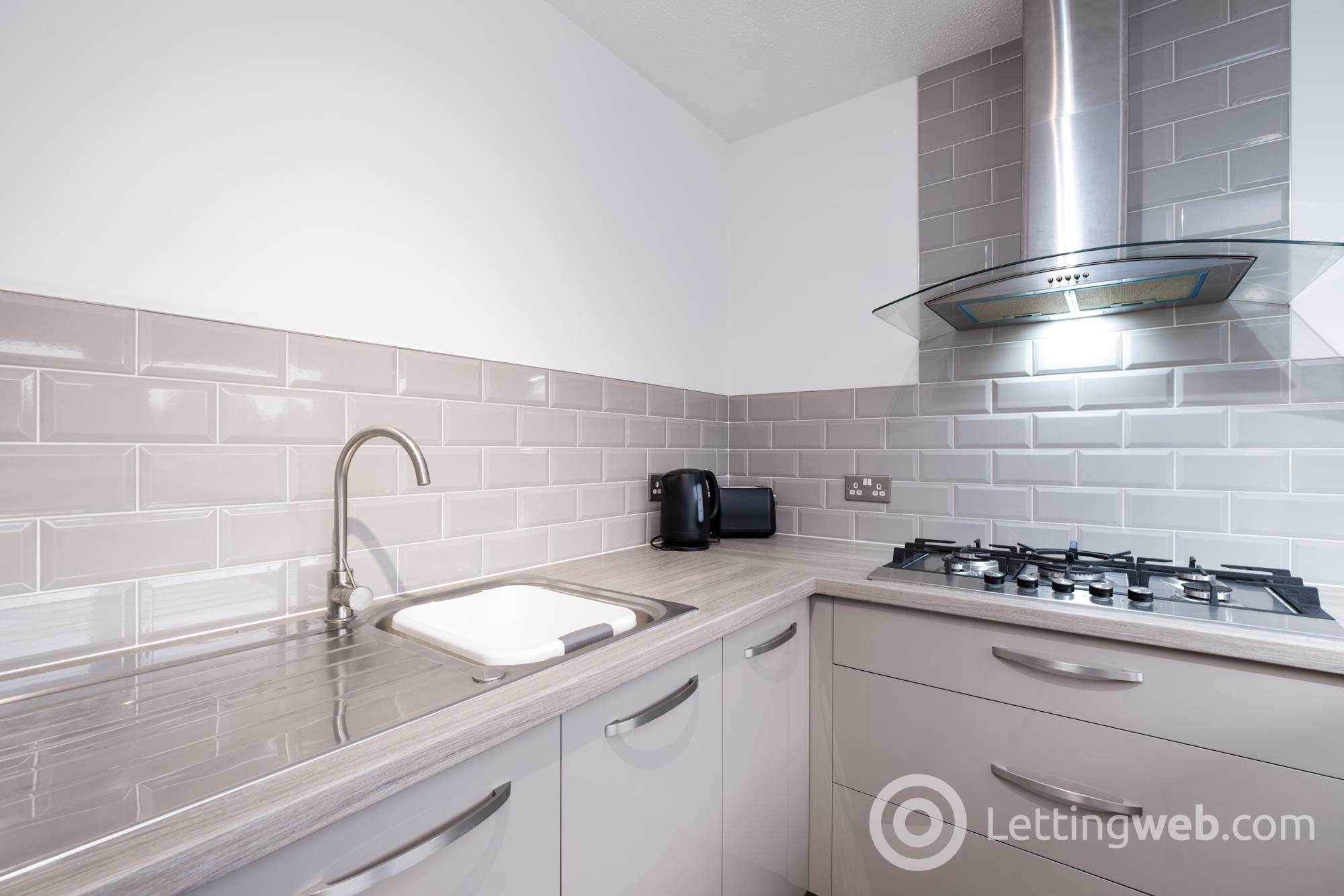 Property to rent in Armour Grove Motherwell