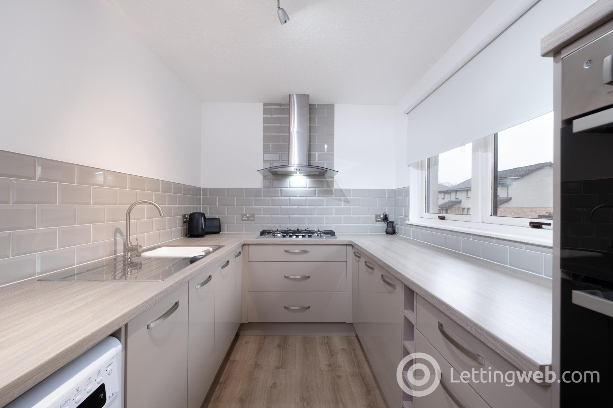 Property to rent in Armour Grove Motherwell