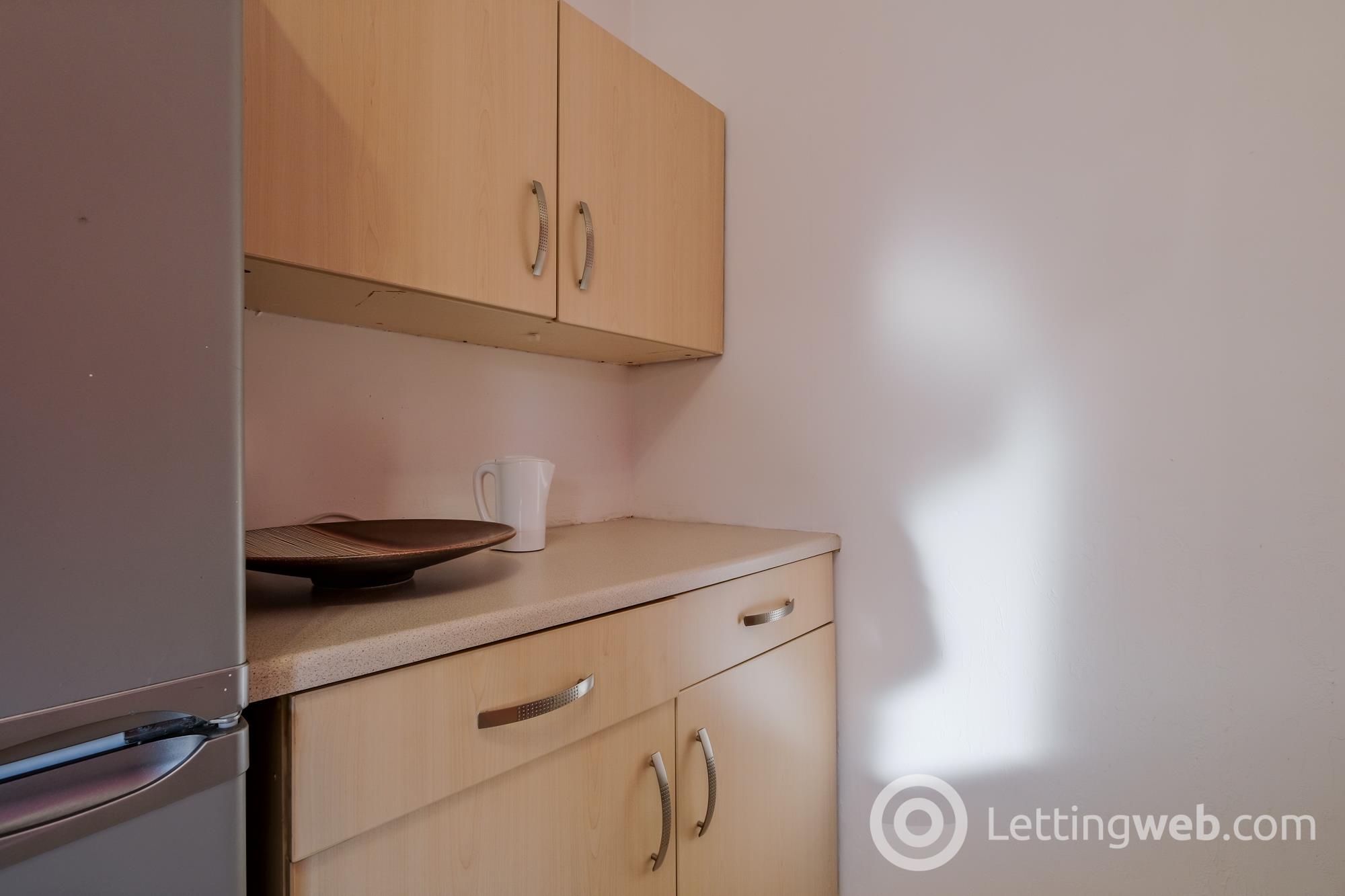 Property to rent in Bell Street Bellshill